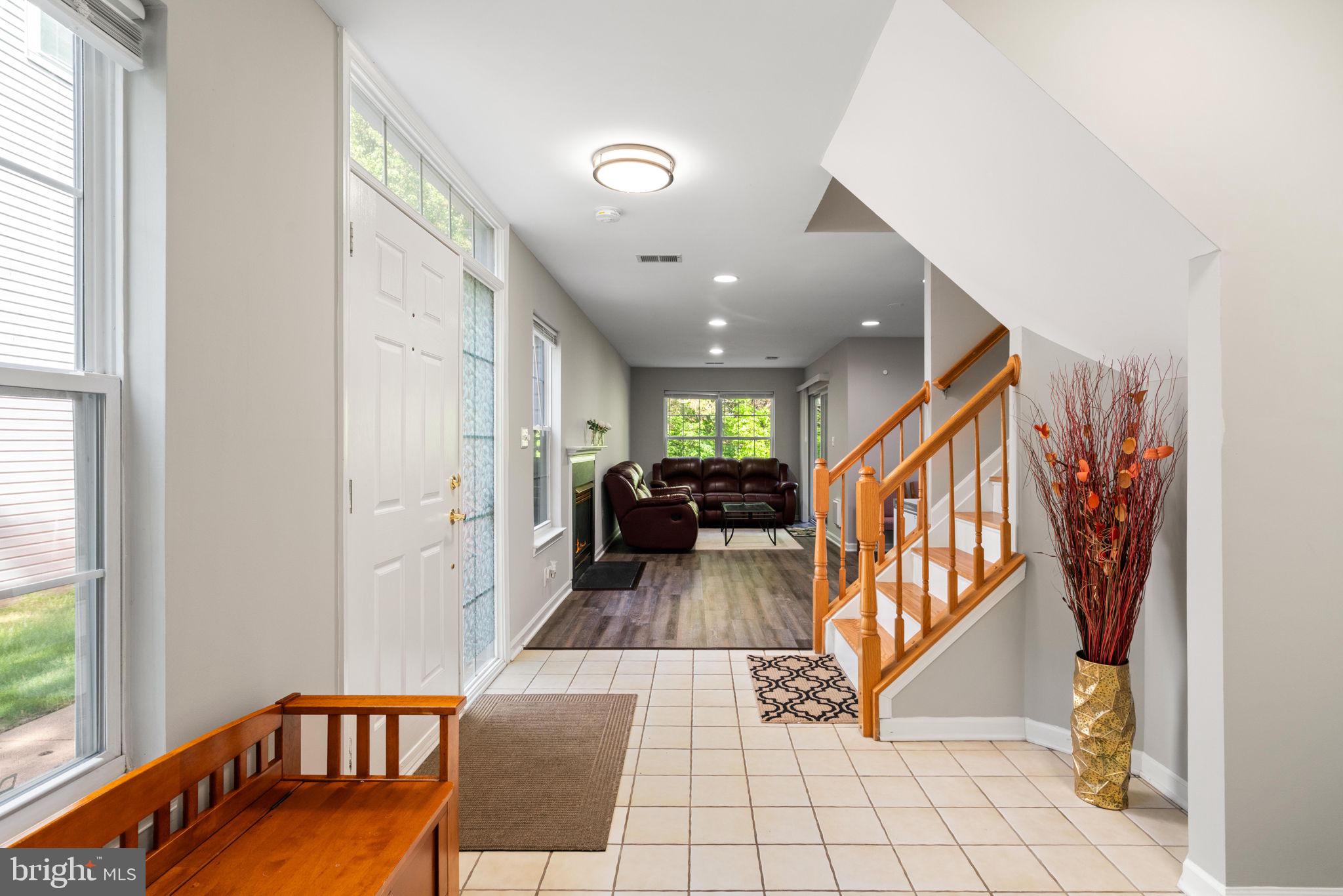 BROADLANDS - Residential