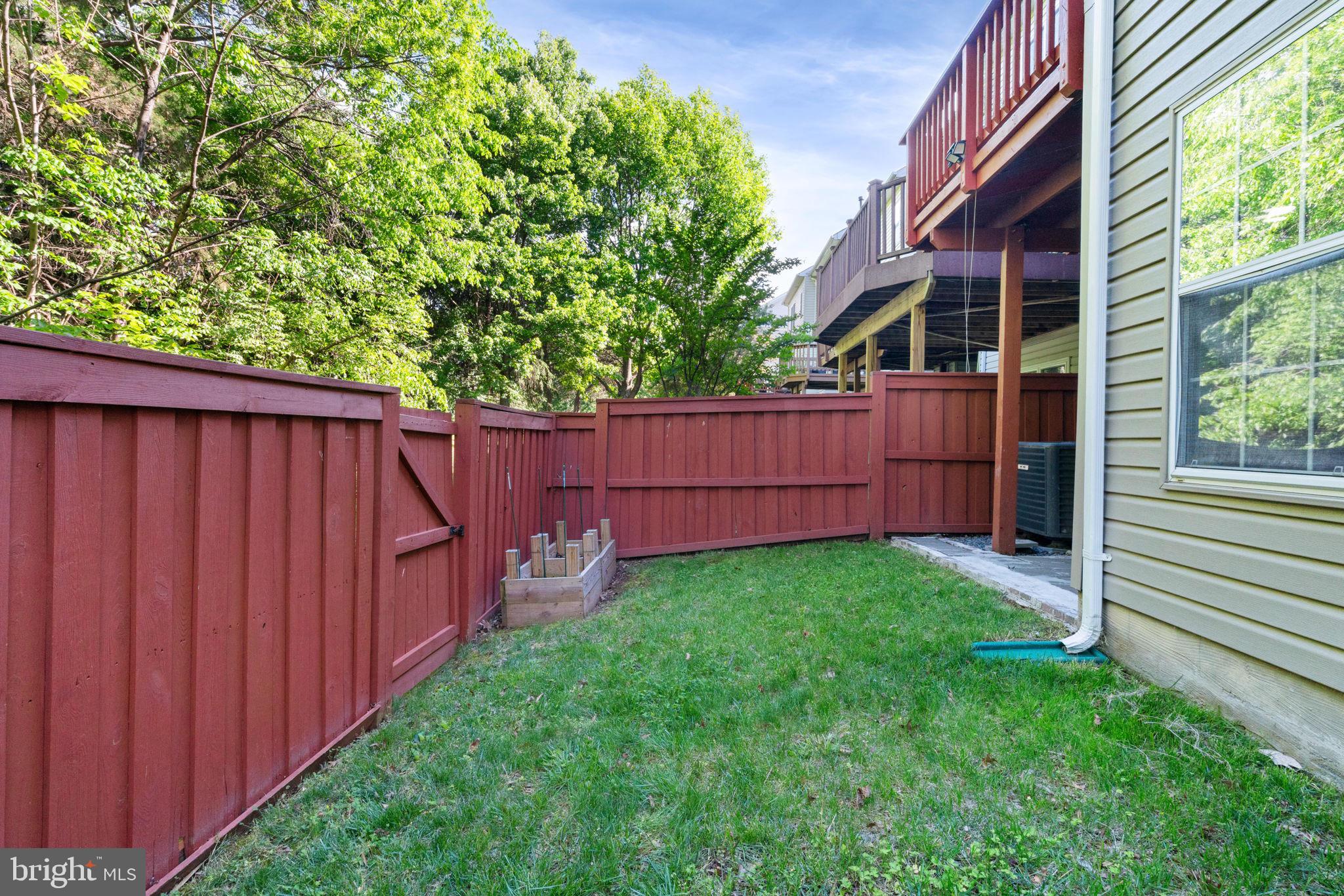 BROADLANDS - Residential