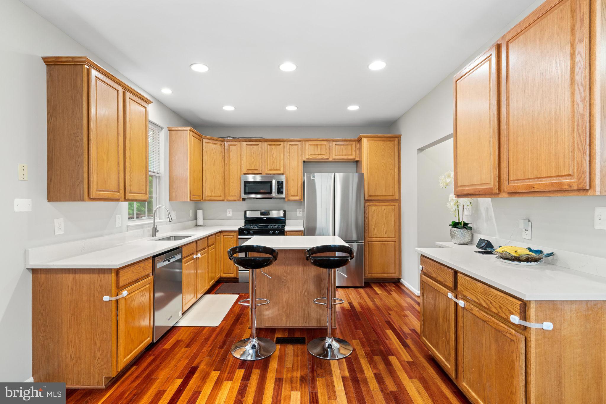 BROADLANDS - Residential