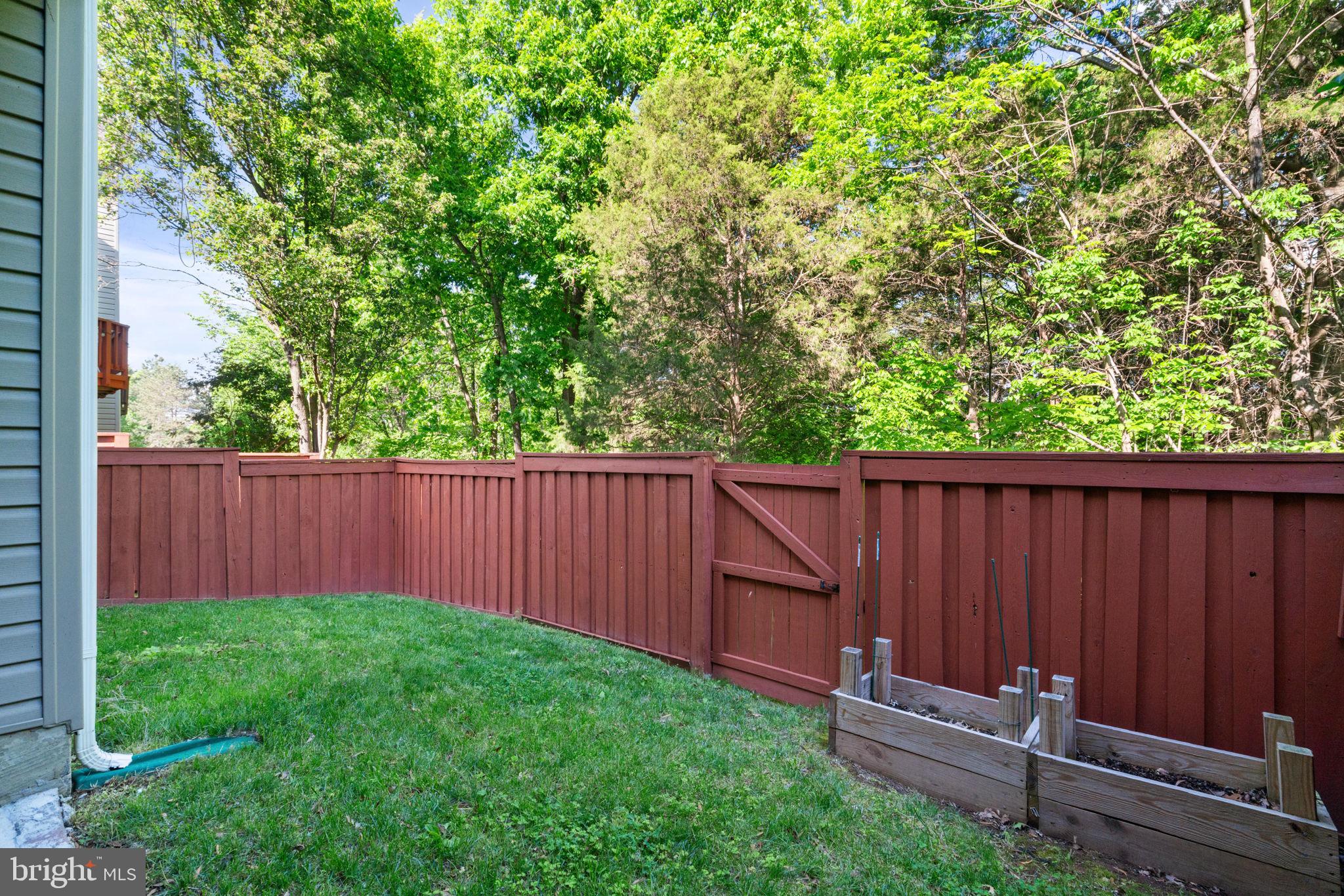 BROADLANDS - Residential
