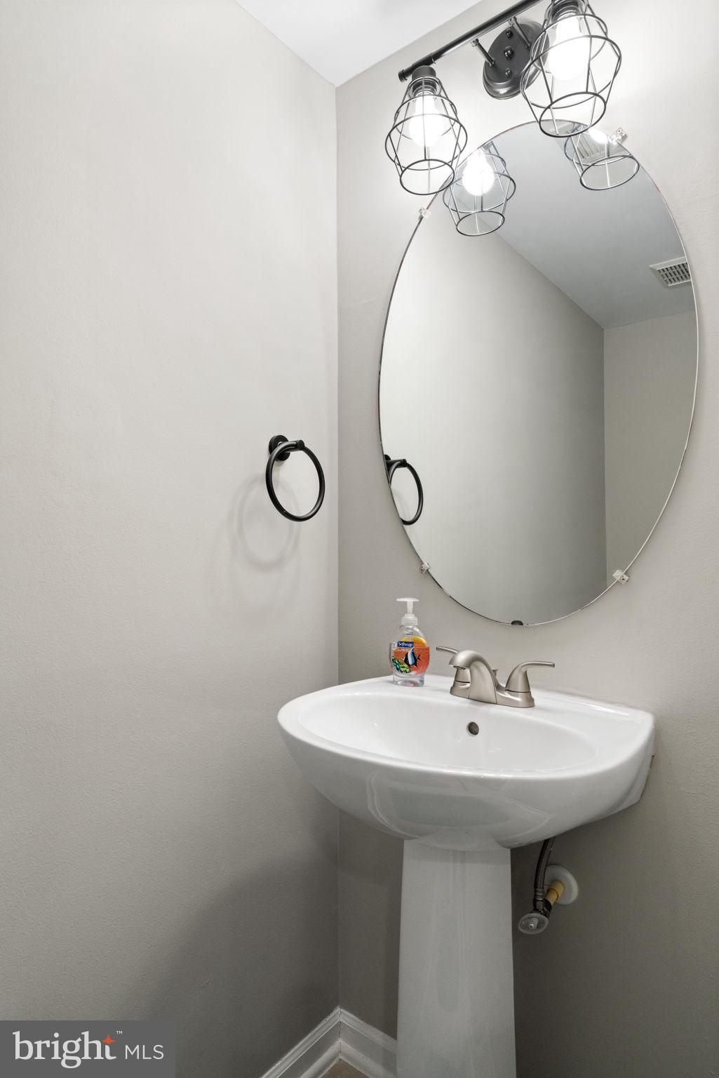 BROADLANDS - Residential