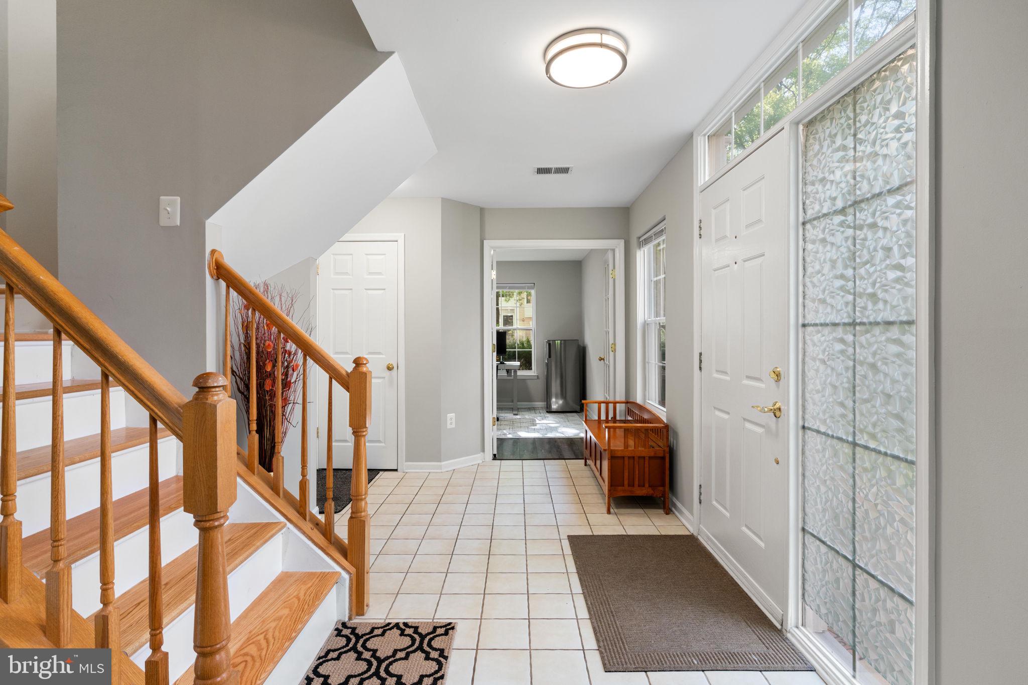 BROADLANDS - Residential