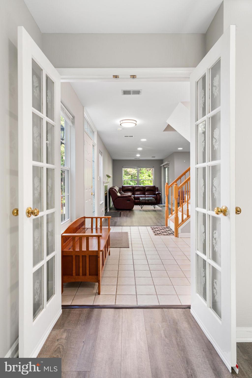 BROADLANDS - Residential