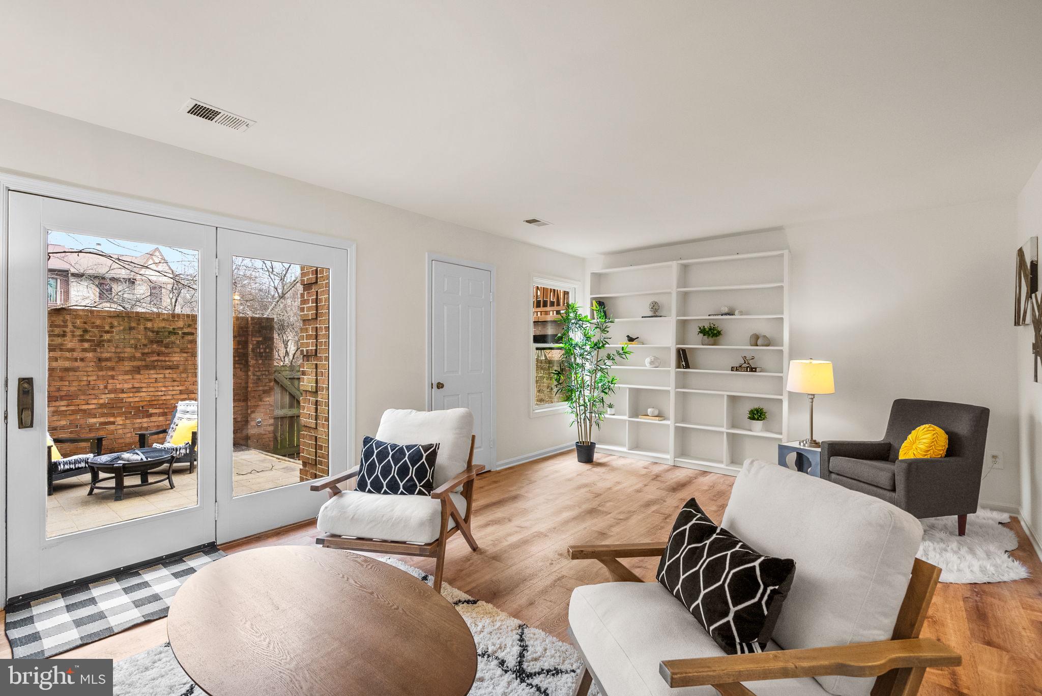 WOODSIDE PARK - Residential