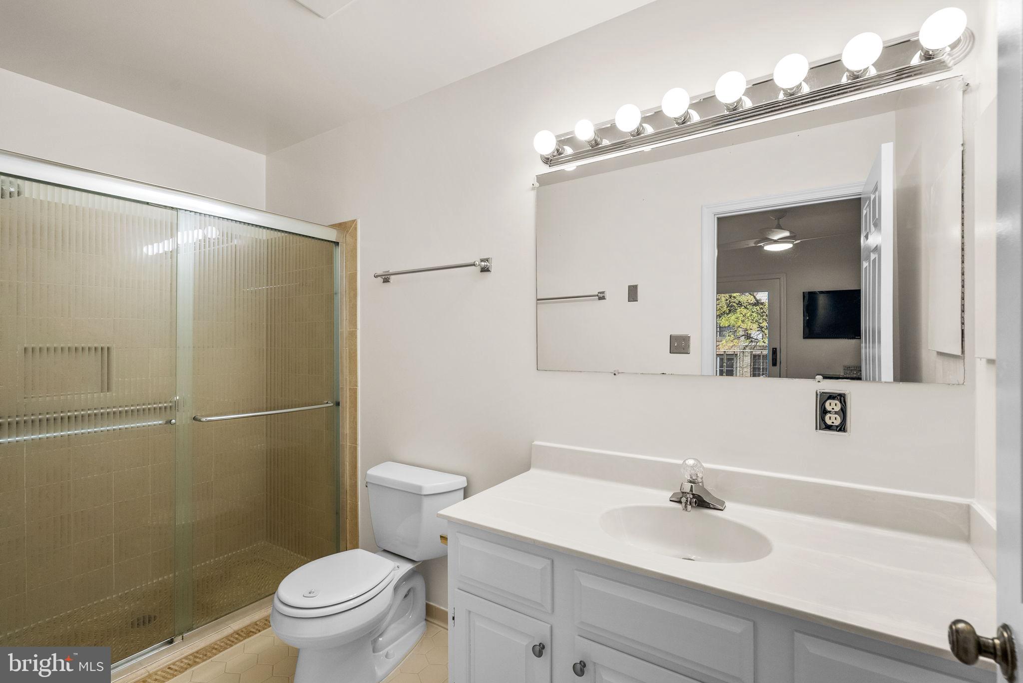 WOODSIDE PARK - Residential