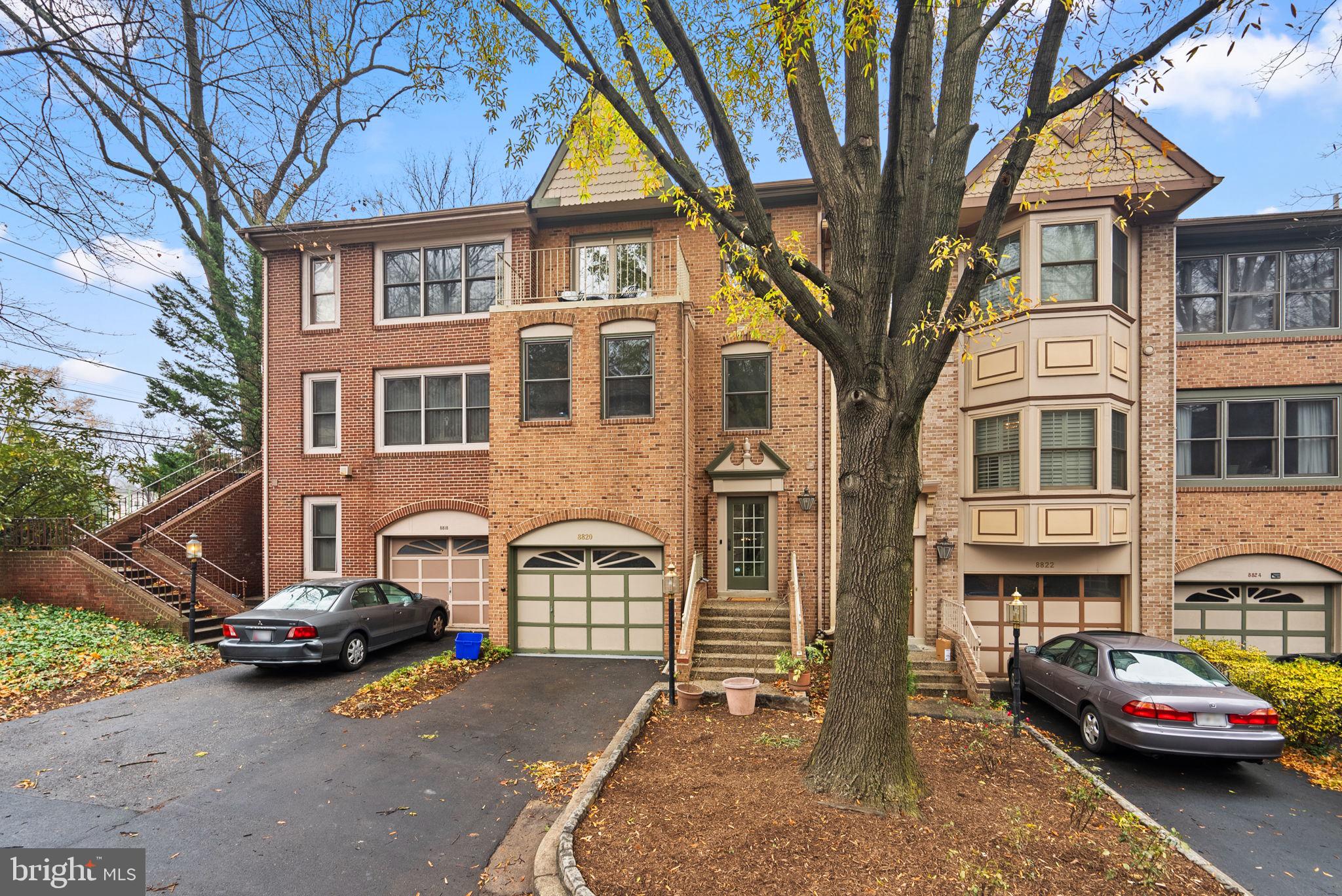 WOODSIDE PARK - Residential