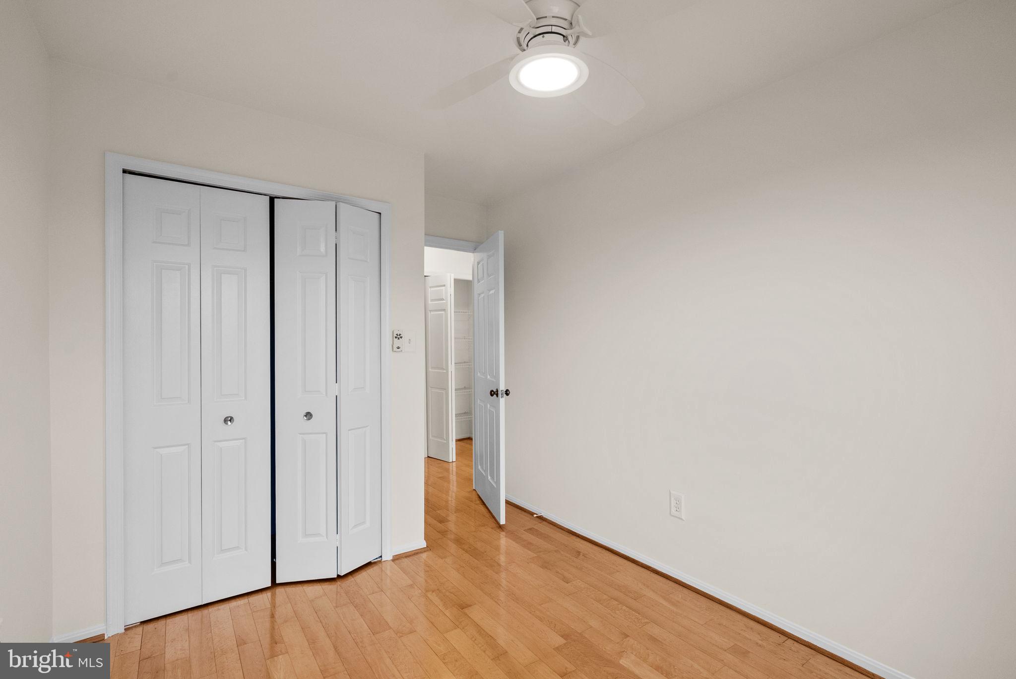 WOODSIDE PARK - Residential