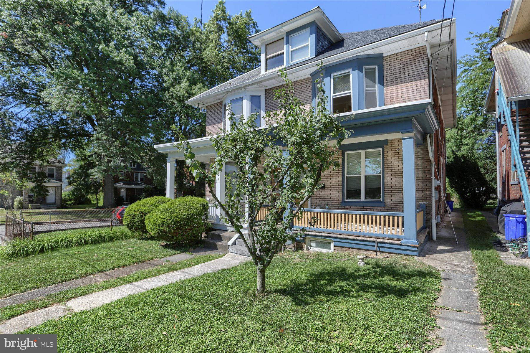 RIVERSIDE - Residential