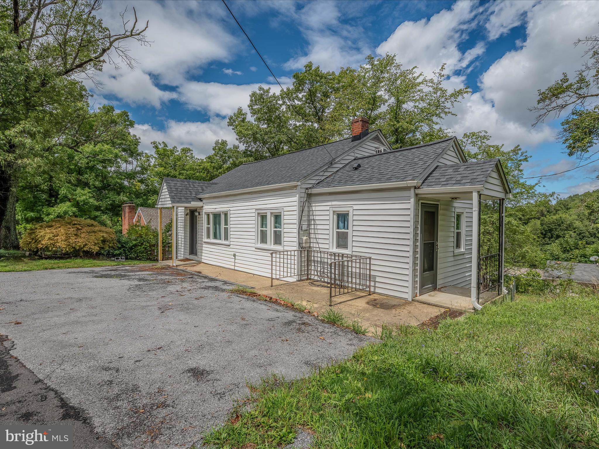 PENTONEY YOST - Residential