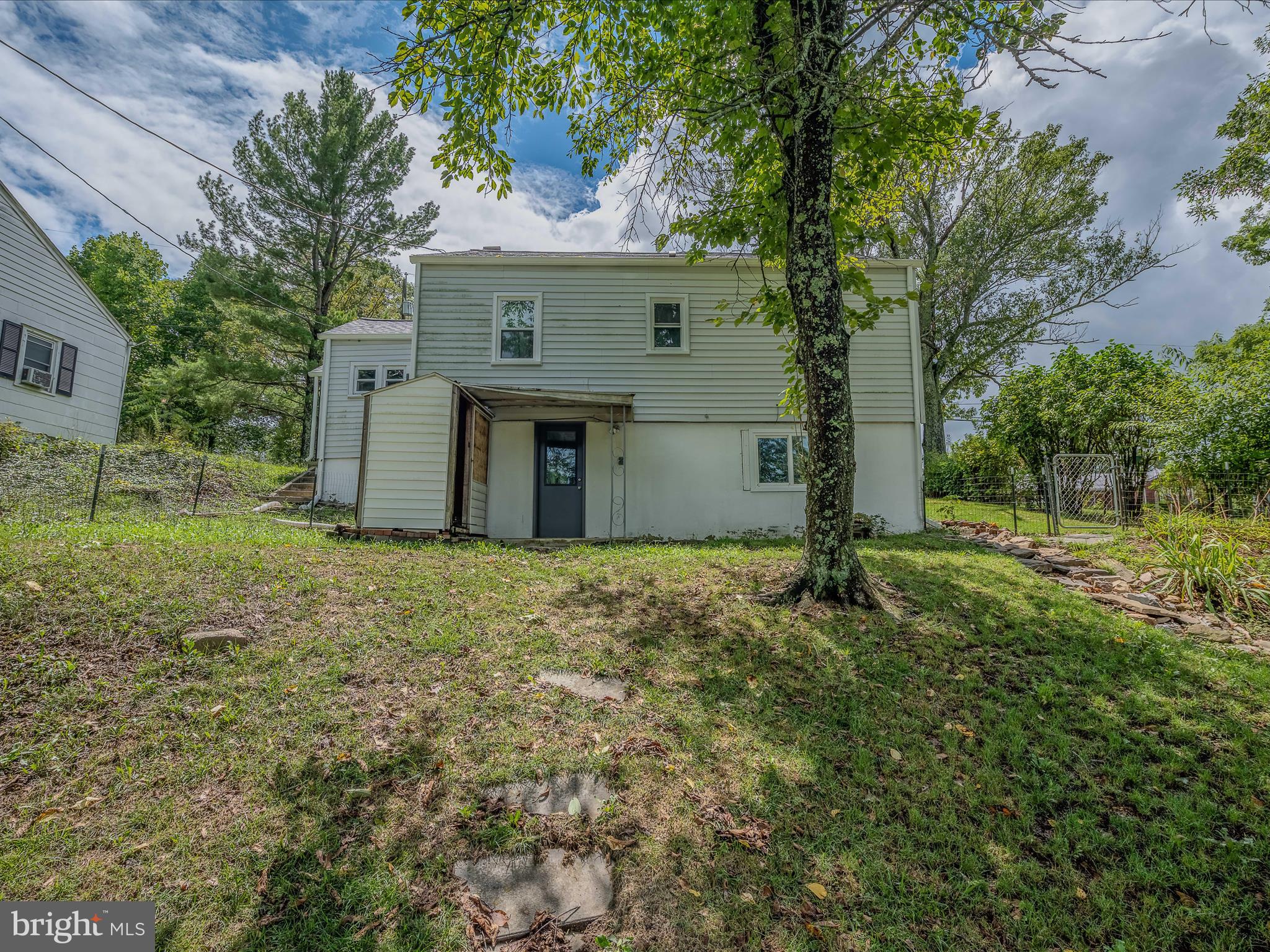 PENTONEY YOST - Residential