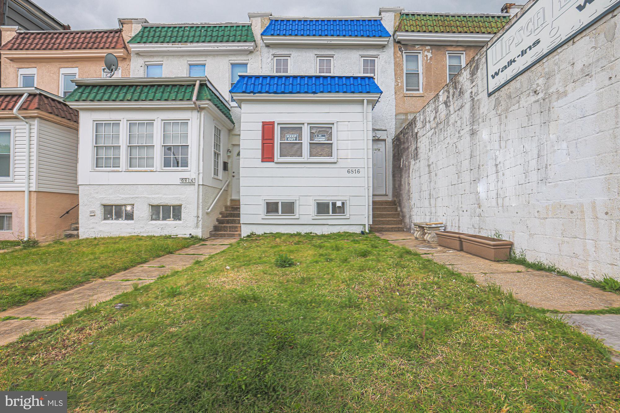 PARKVILLE - Commercial Sale