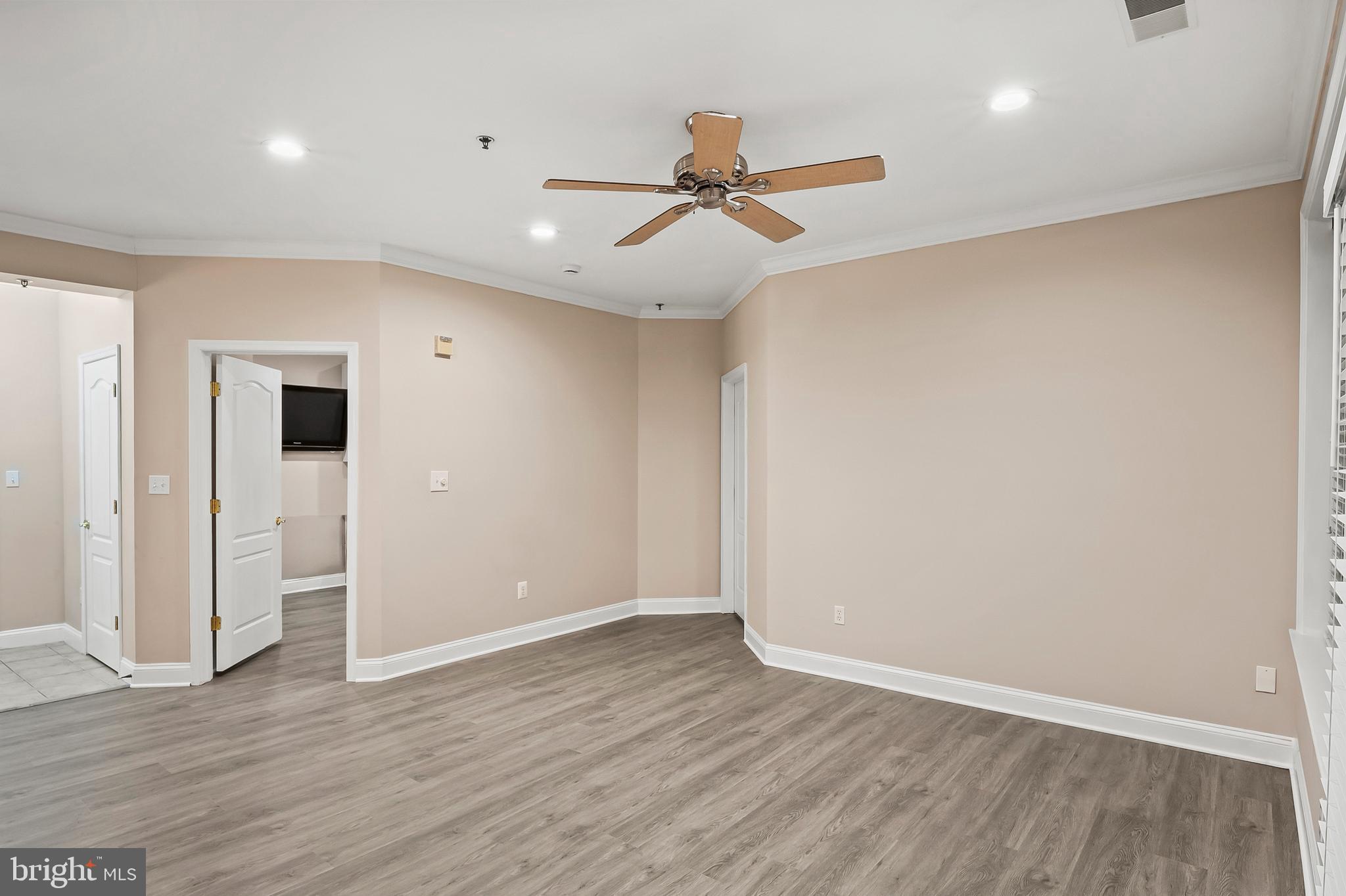 WAVERLY WOODS - Residential Lease