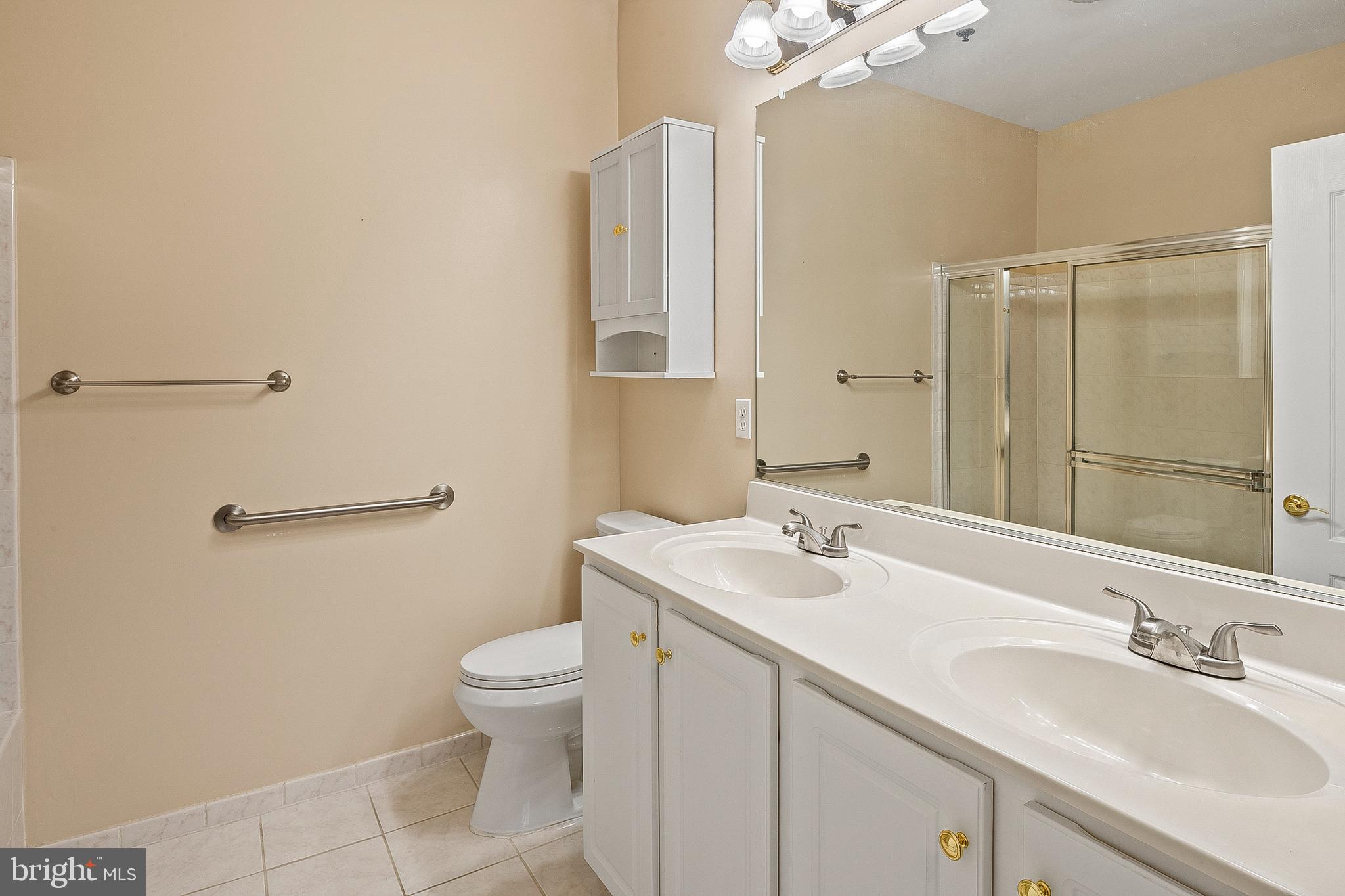 WAVERLY WOODS - Residential Lease