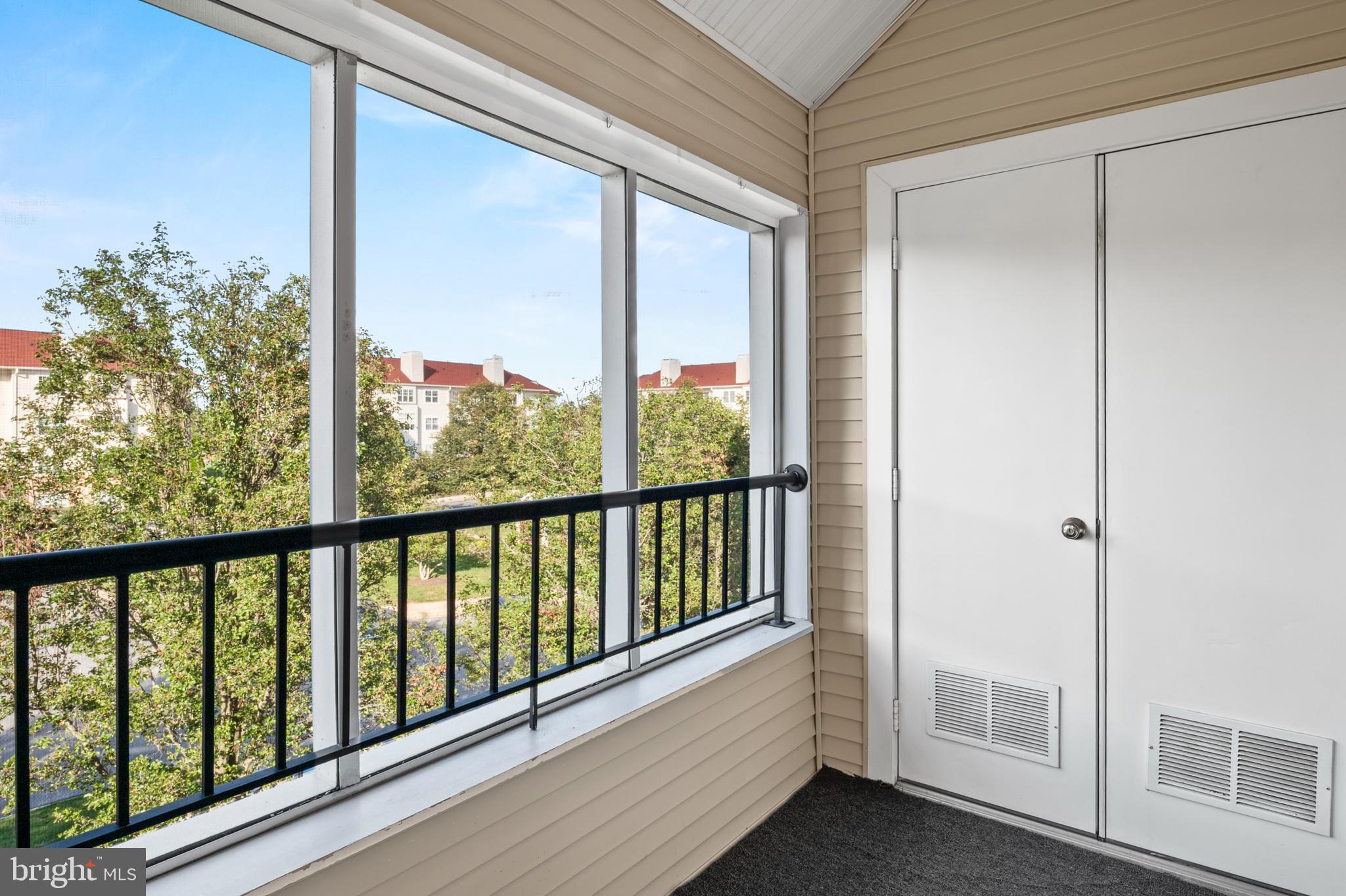 WAVERLY WOODS - Residential Lease