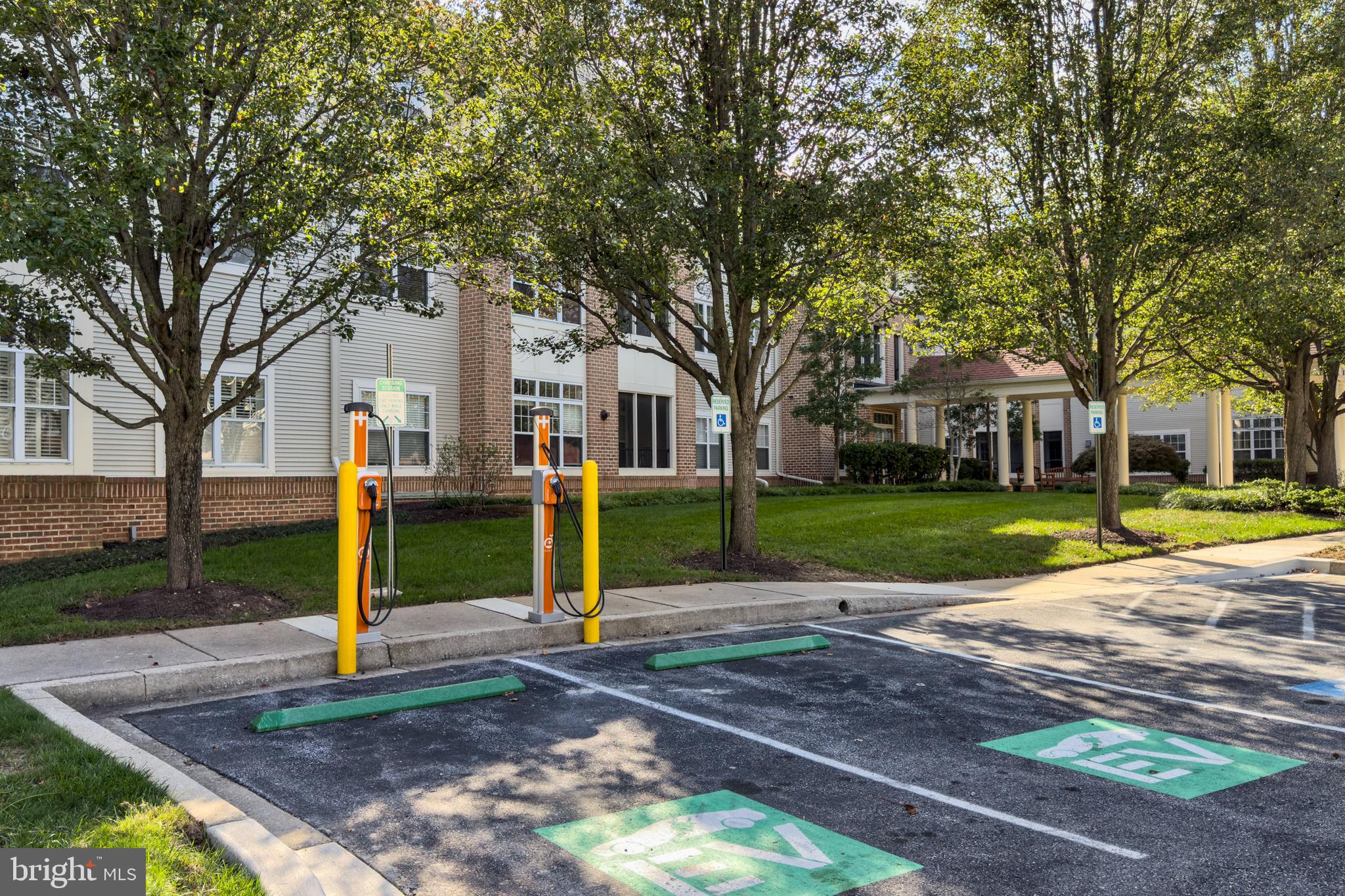 WAVERLY WOODS - Residential Lease