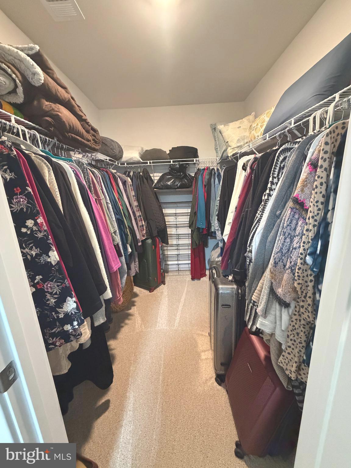 WOODED RUN ESTATES - Residential