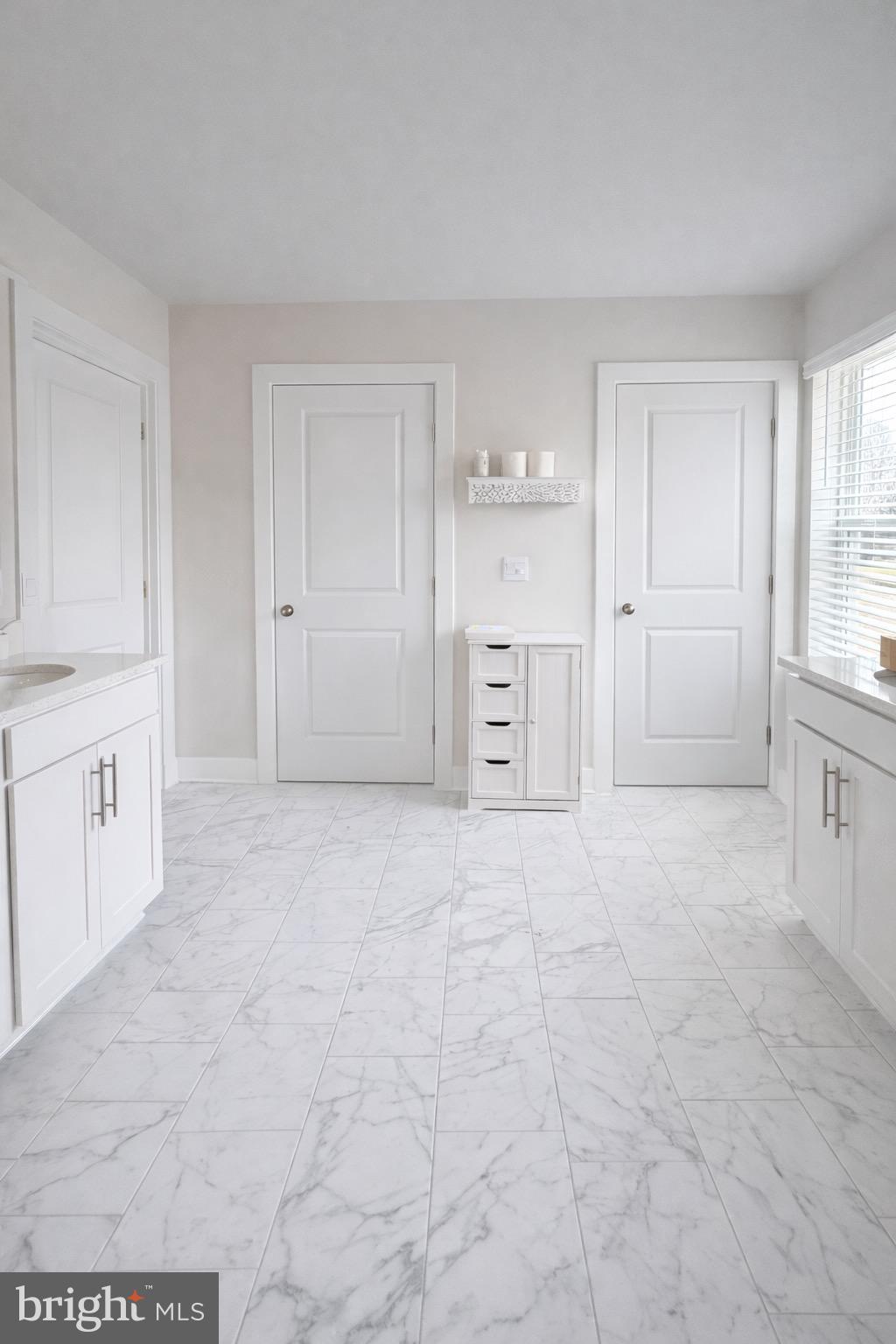 WOODED RUN ESTATES - Residential