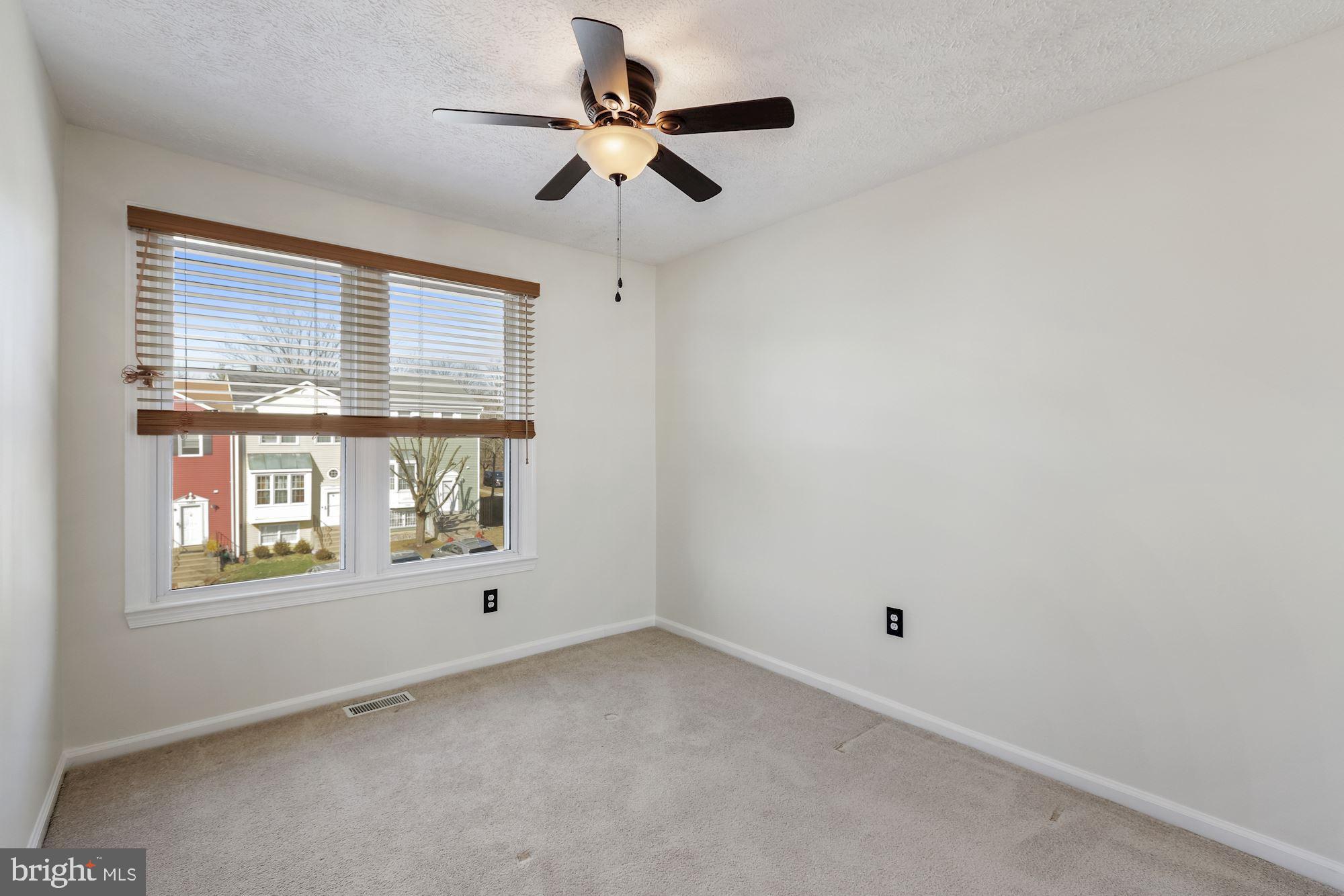 GLEN ORA-PLAT 11> - Residential