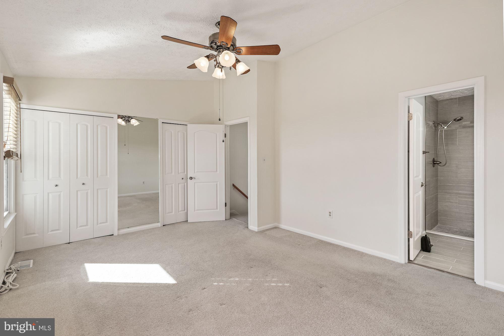 GLEN ORA-PLAT 11> - Residential