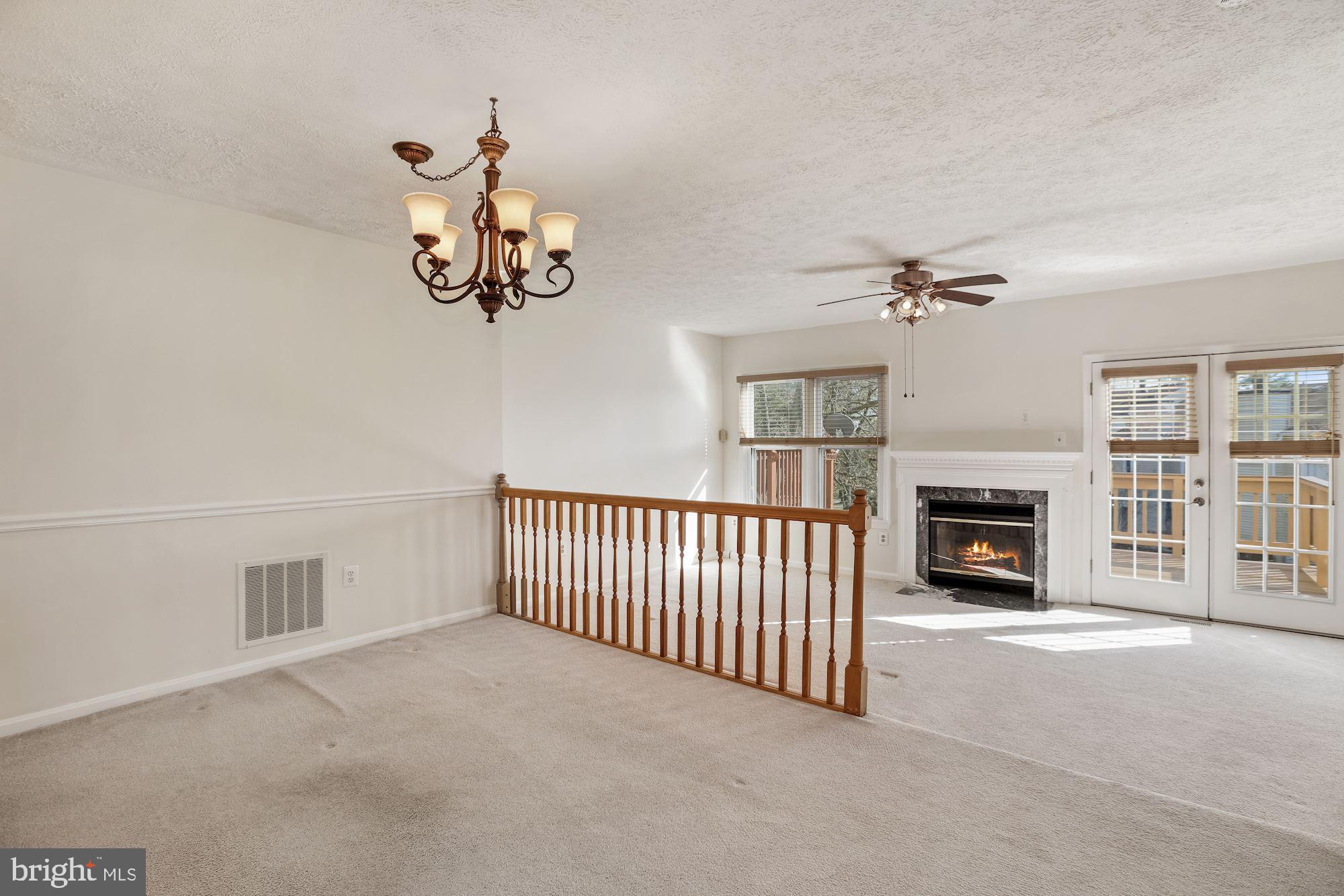 GLEN ORA-PLAT 11> - Residential