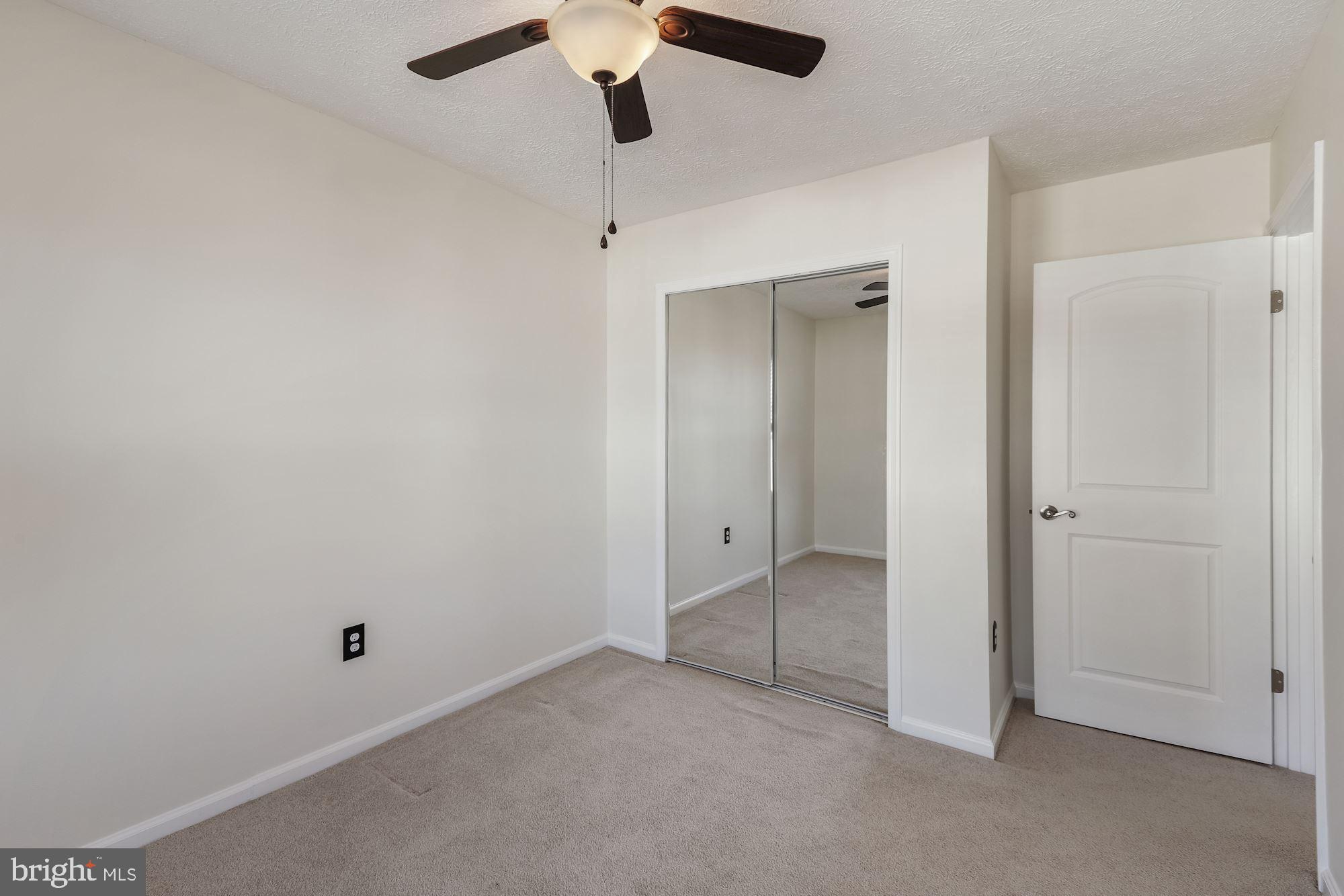 GLEN ORA-PLAT 11> - Residential