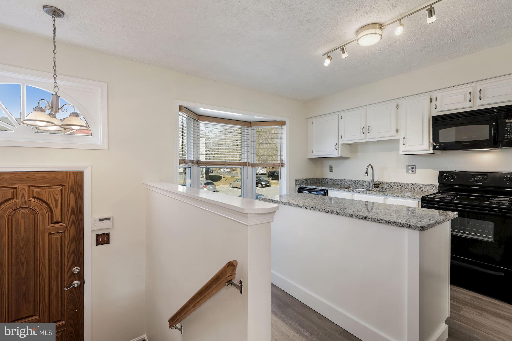 GLEN ORA-PLAT 11> - Residential