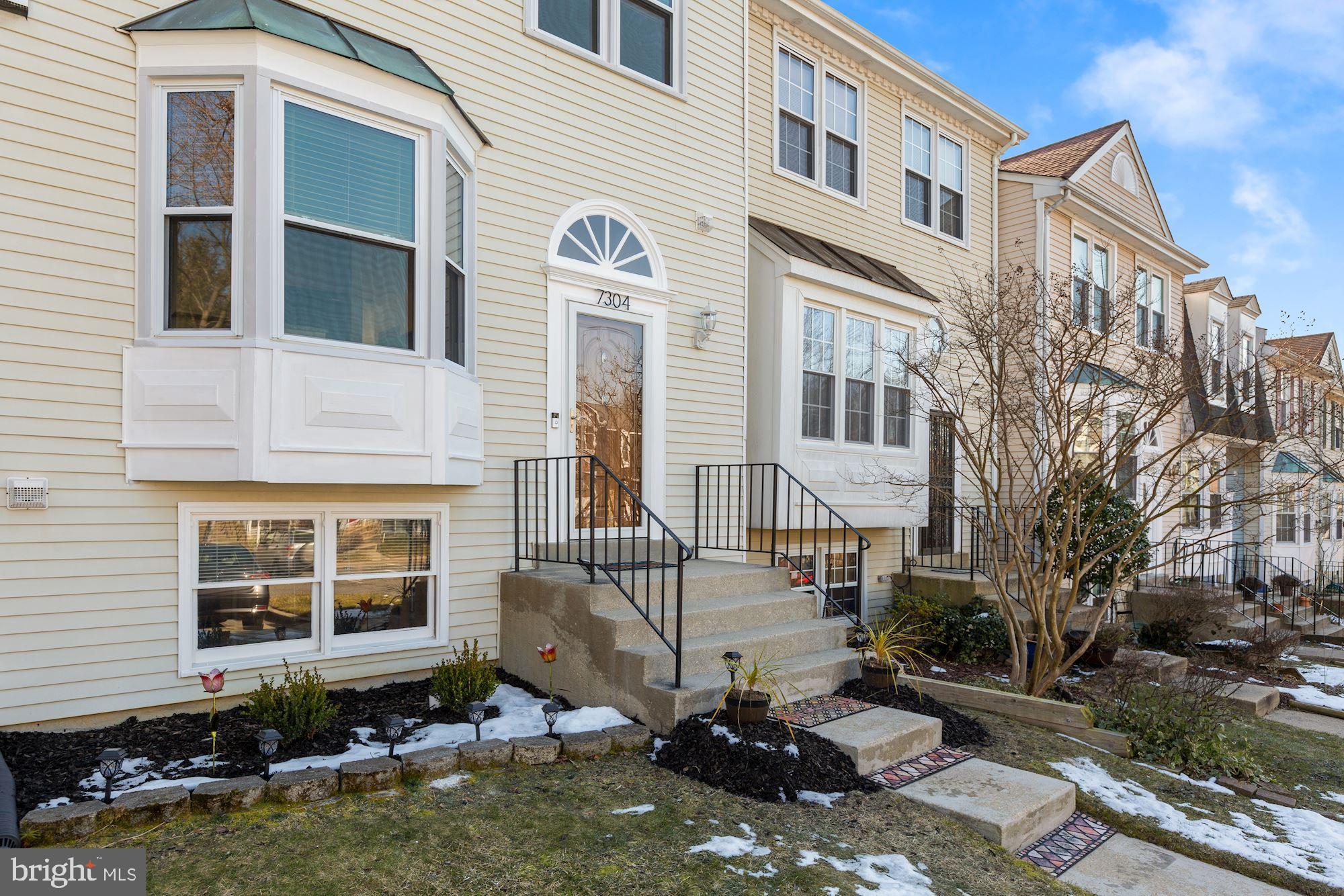 GLEN ORA-PLAT 11> - Residential