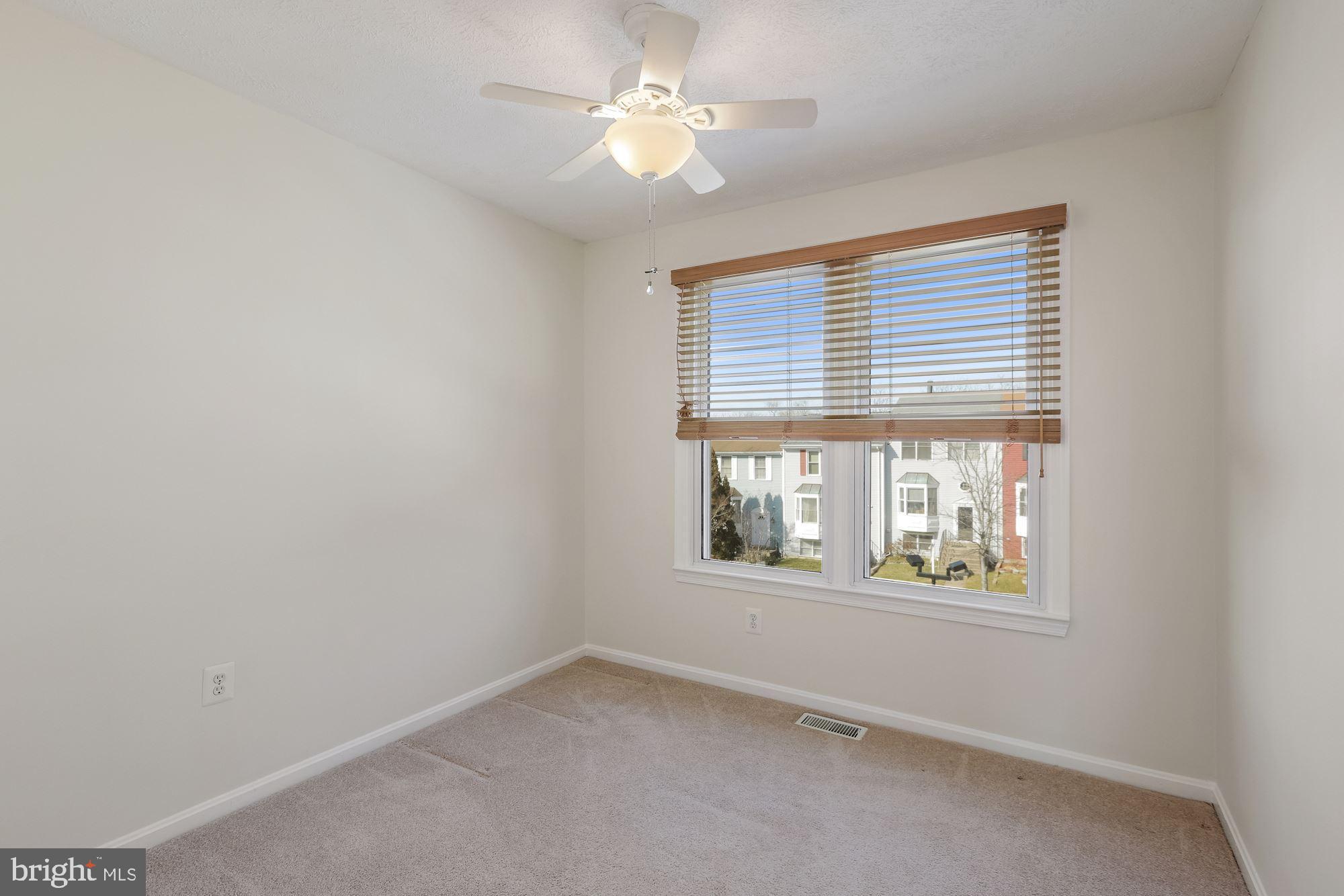 GLEN ORA-PLAT 11> - Residential