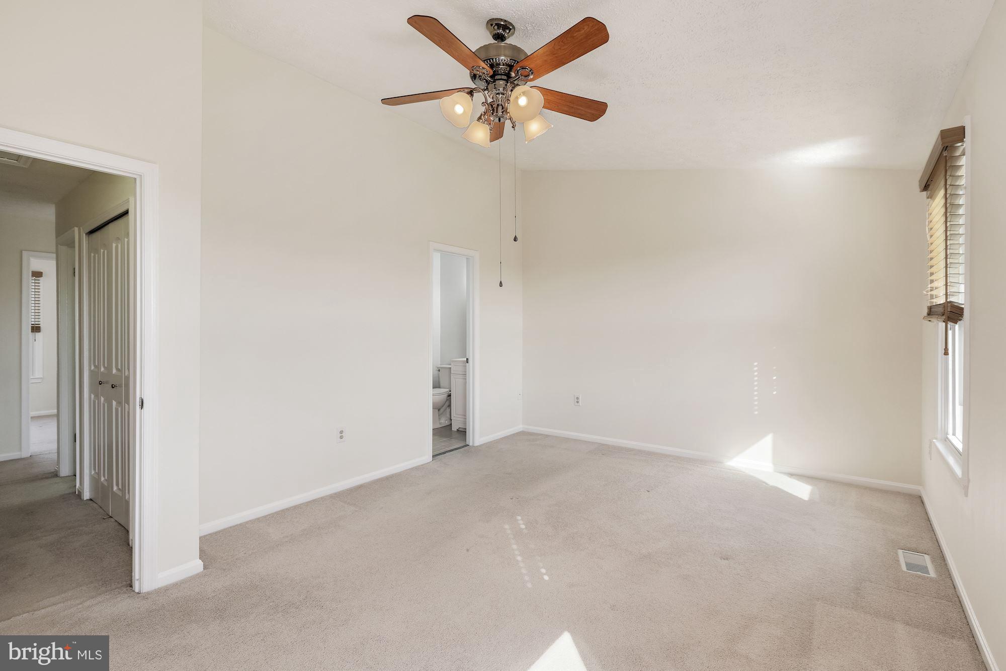 GLEN ORA-PLAT 11> - Residential