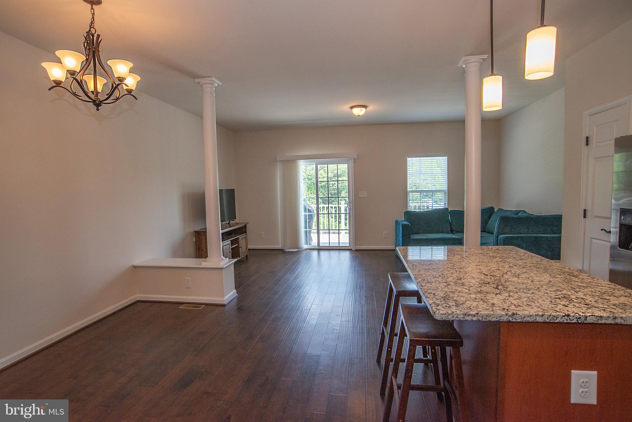 LAKESIDE - Residential