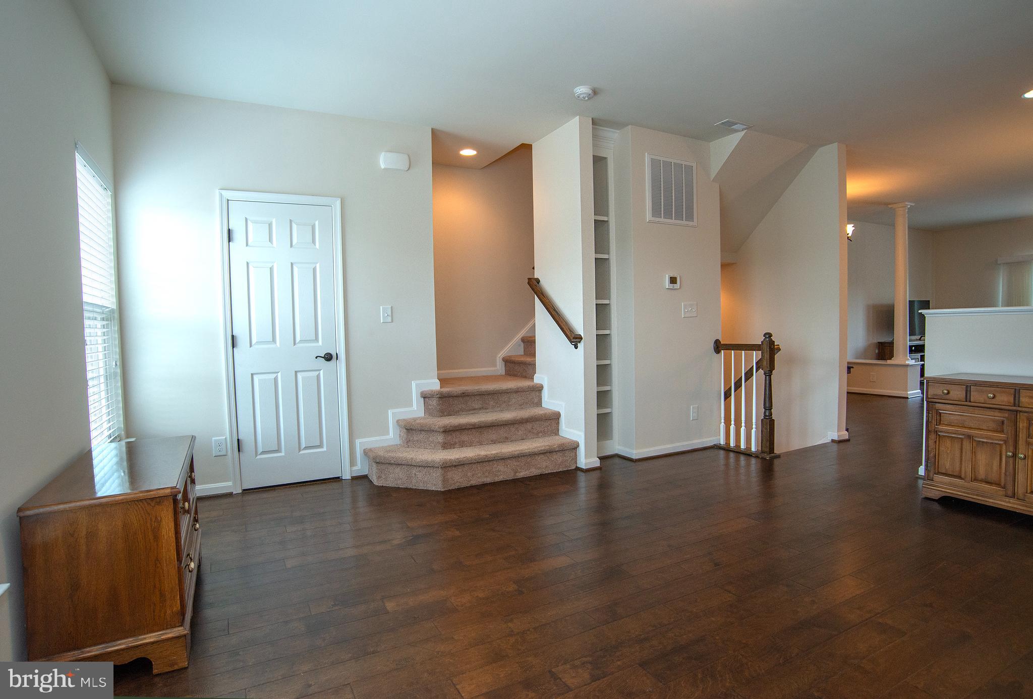 LAKESIDE - Residential