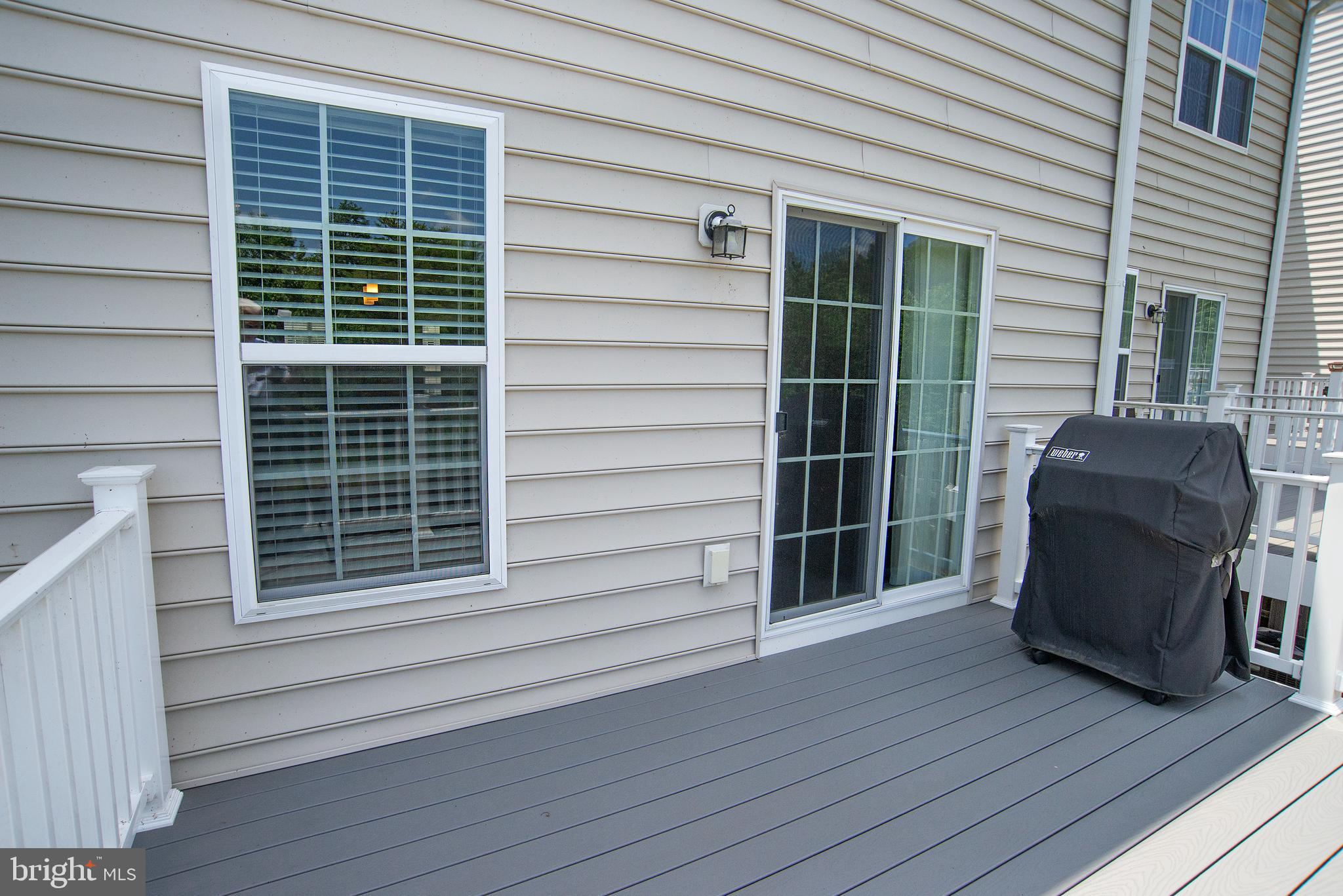 LAKESIDE - Residential