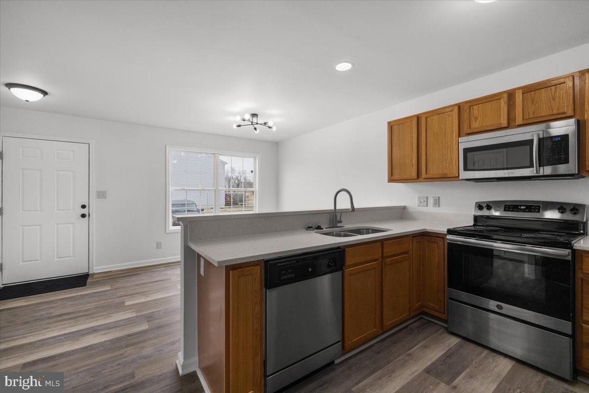 BUNKER HILL TOWNHOMES - Residential