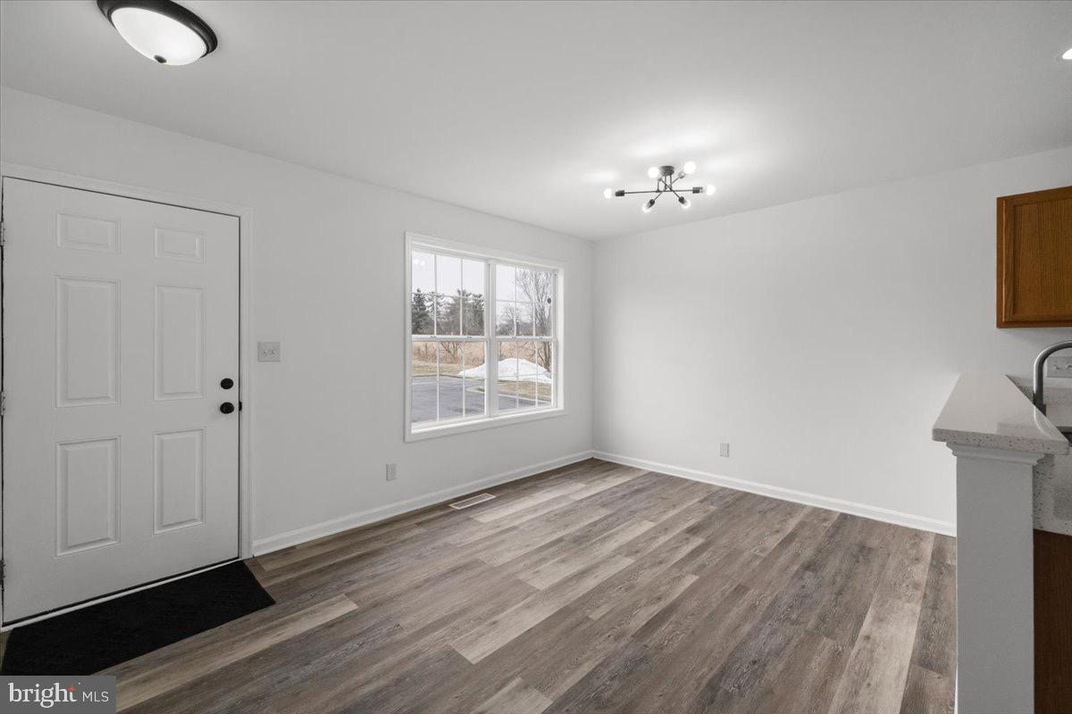 BUNKER HILL TOWNHOMES - Residential