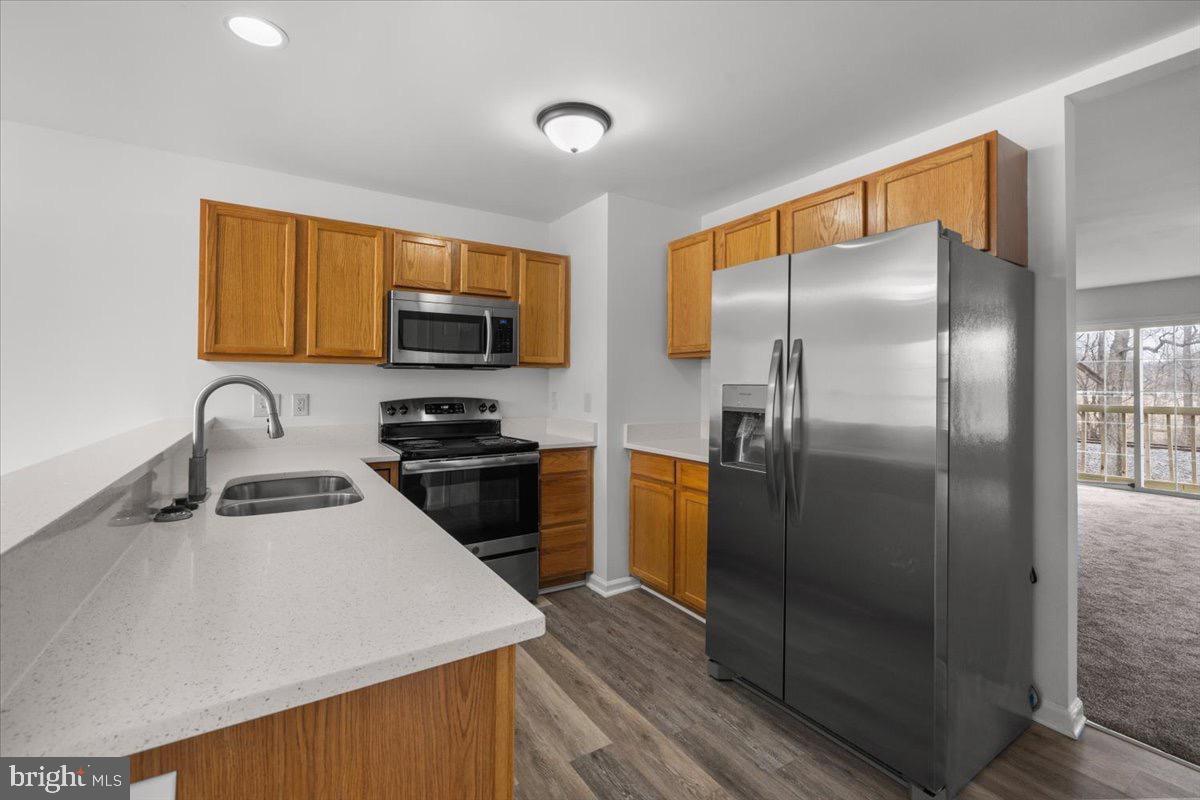 BUNKER HILL TOWNHOMES - Residential