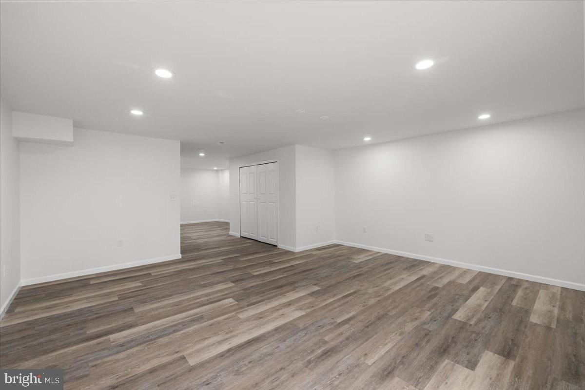 BUNKER HILL TOWNHOMES - Residential