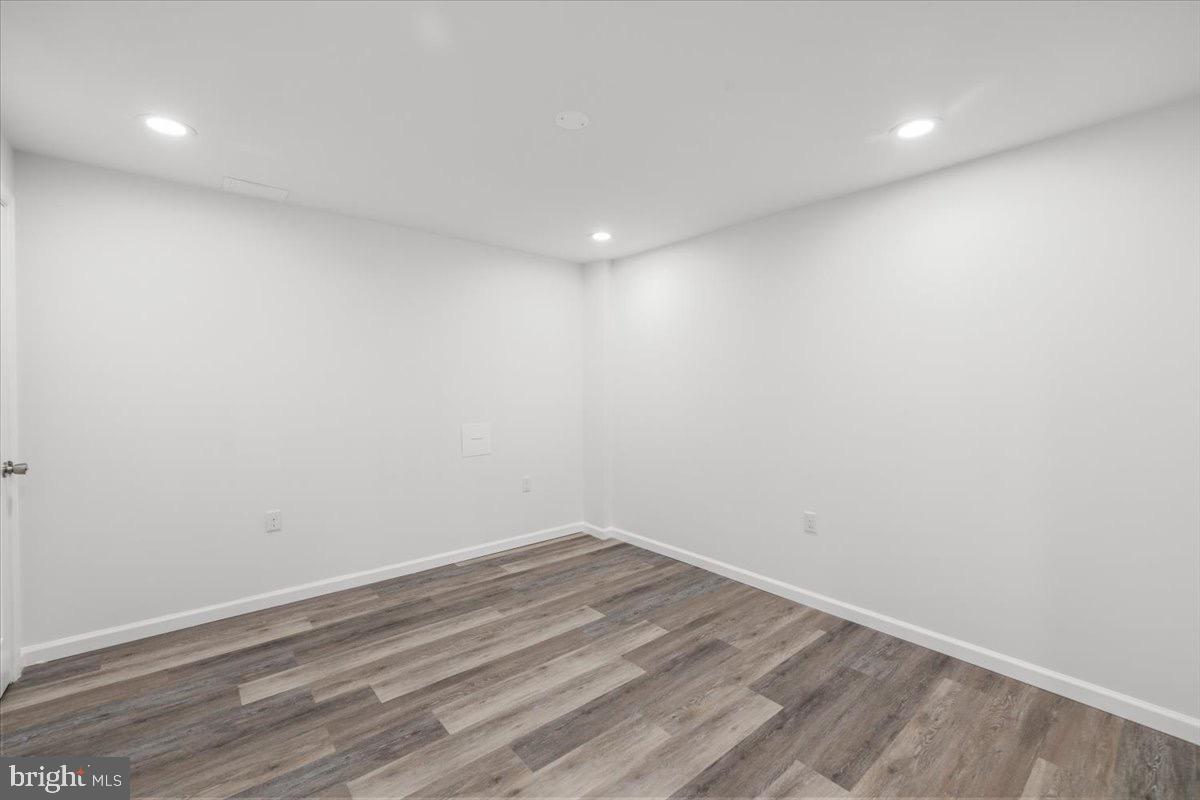 BUNKER HILL TOWNHOMES - Residential