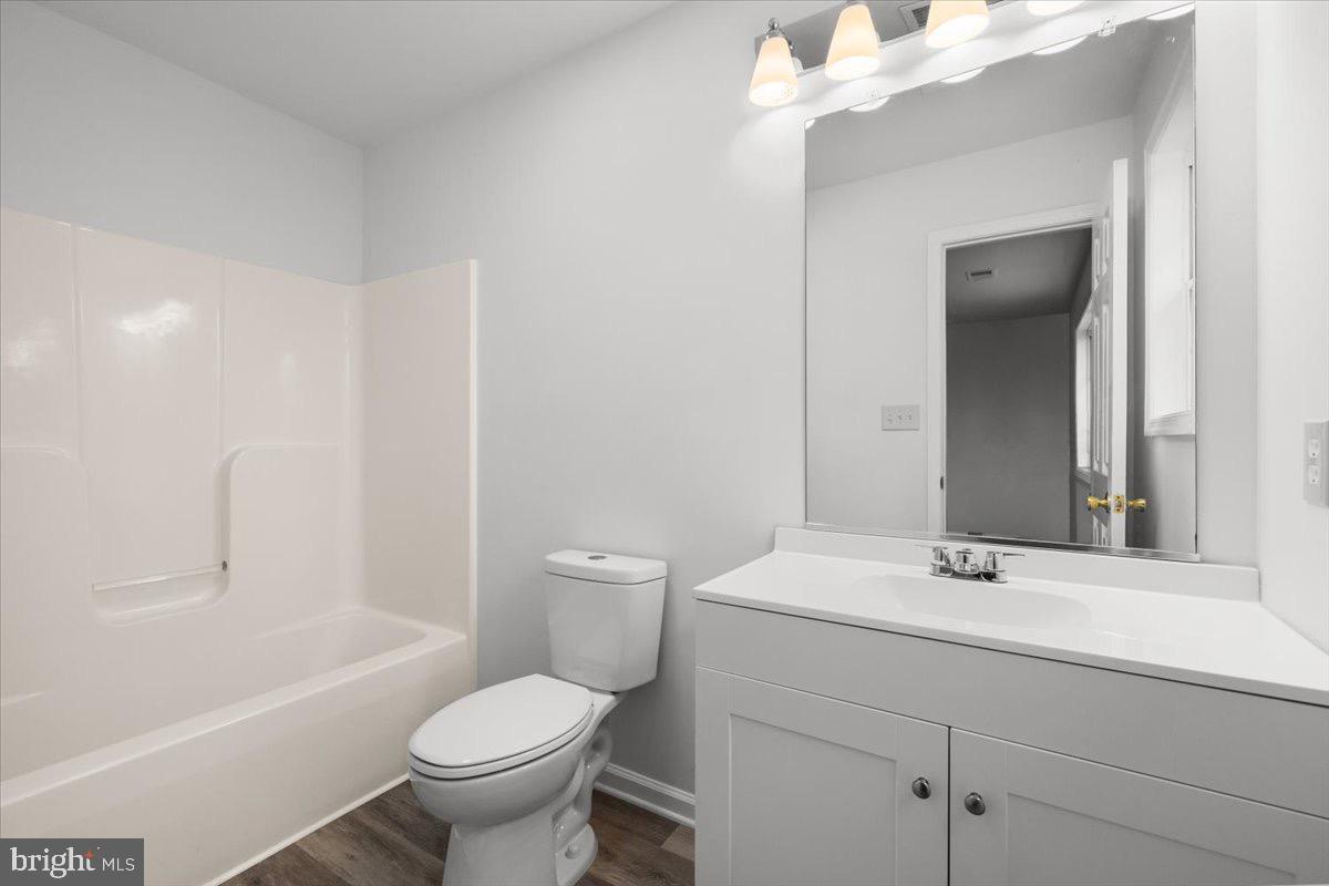 BUNKER HILL TOWNHOMES - Residential