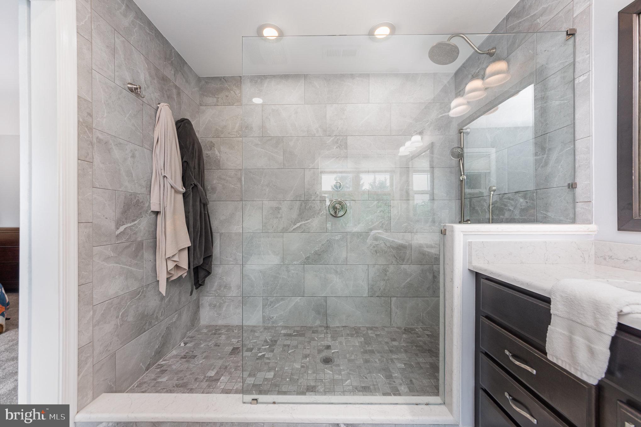 AUSTIN RIDGE - Residential