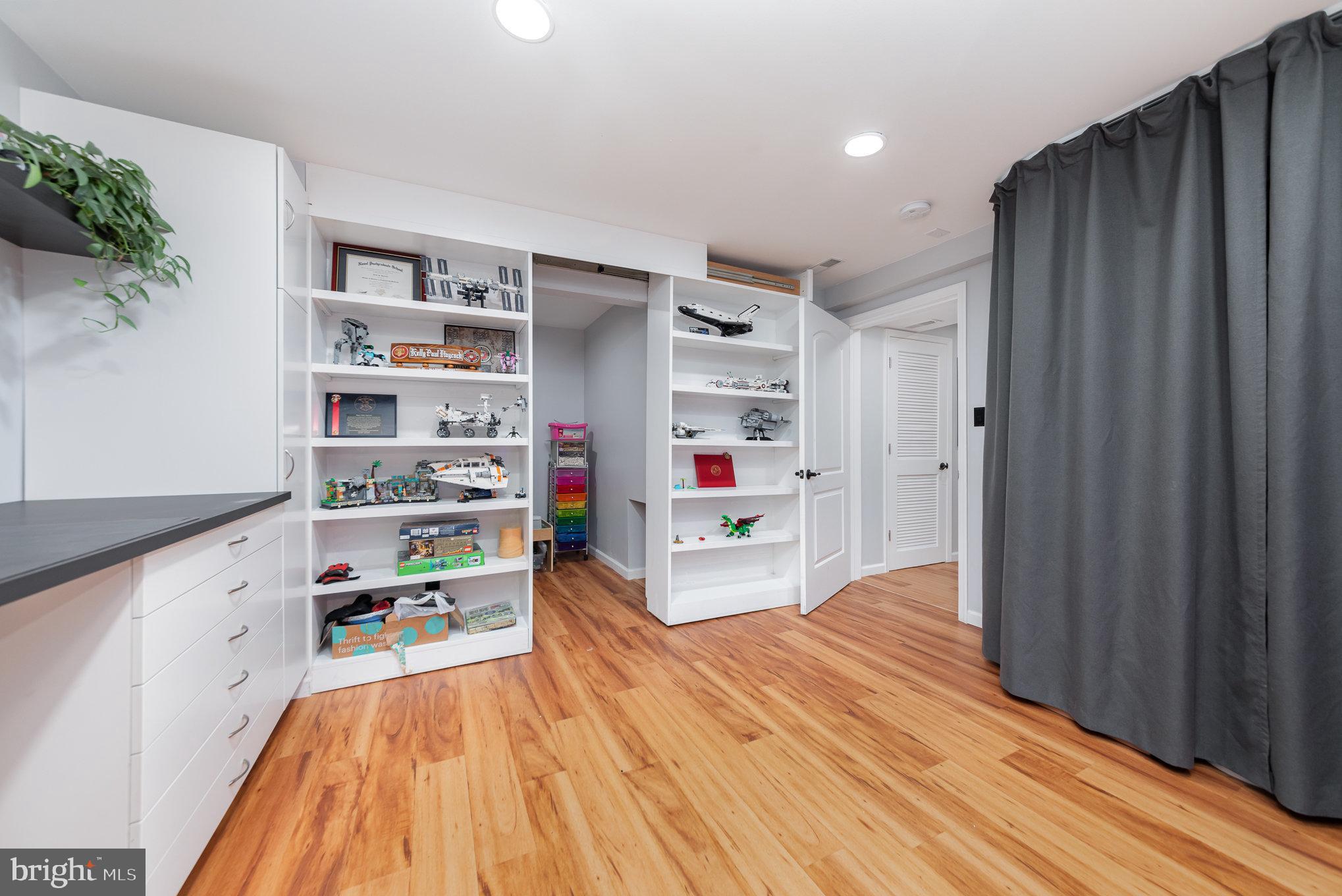 AUSTIN RIDGE - Residential