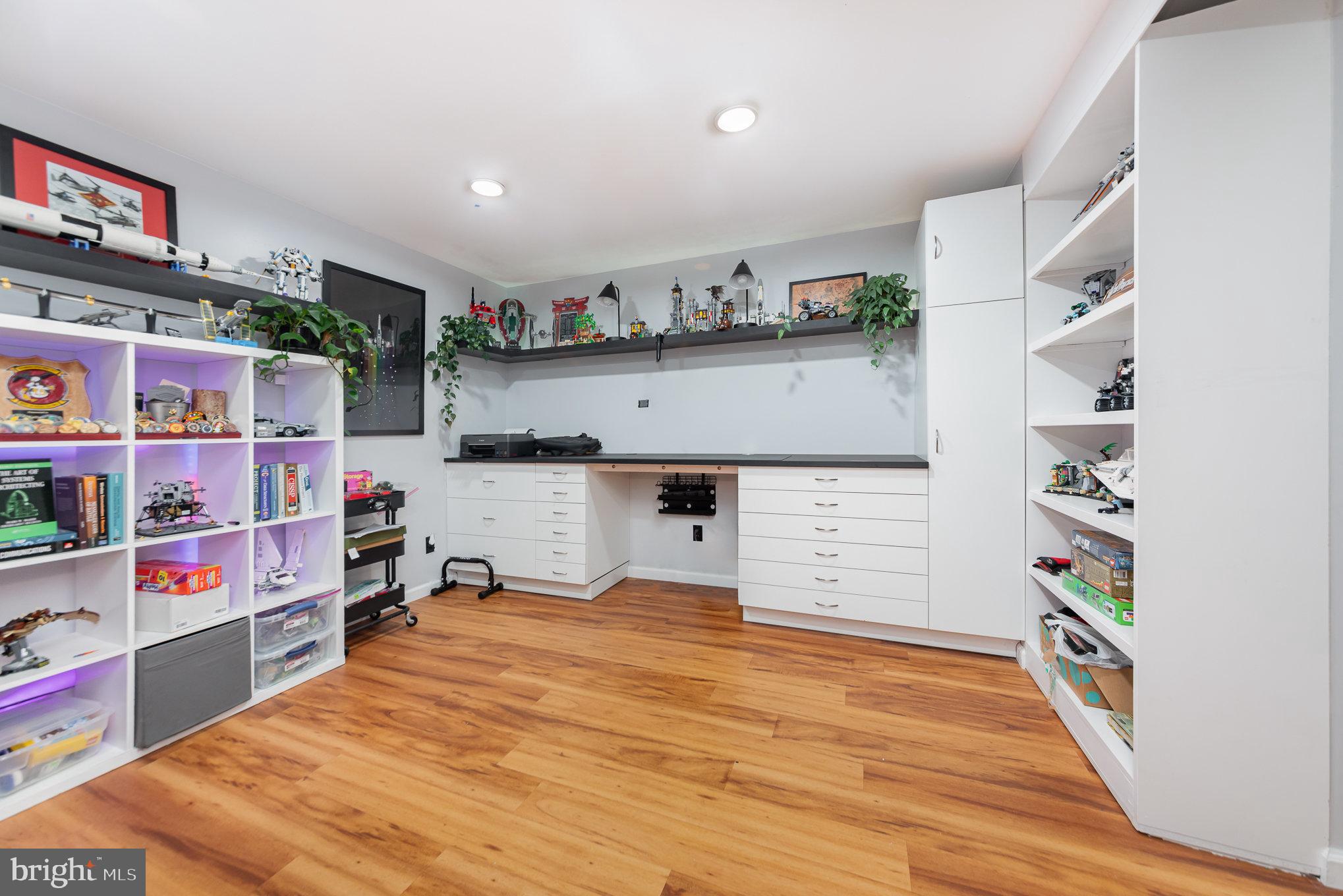 AUSTIN RIDGE - Residential