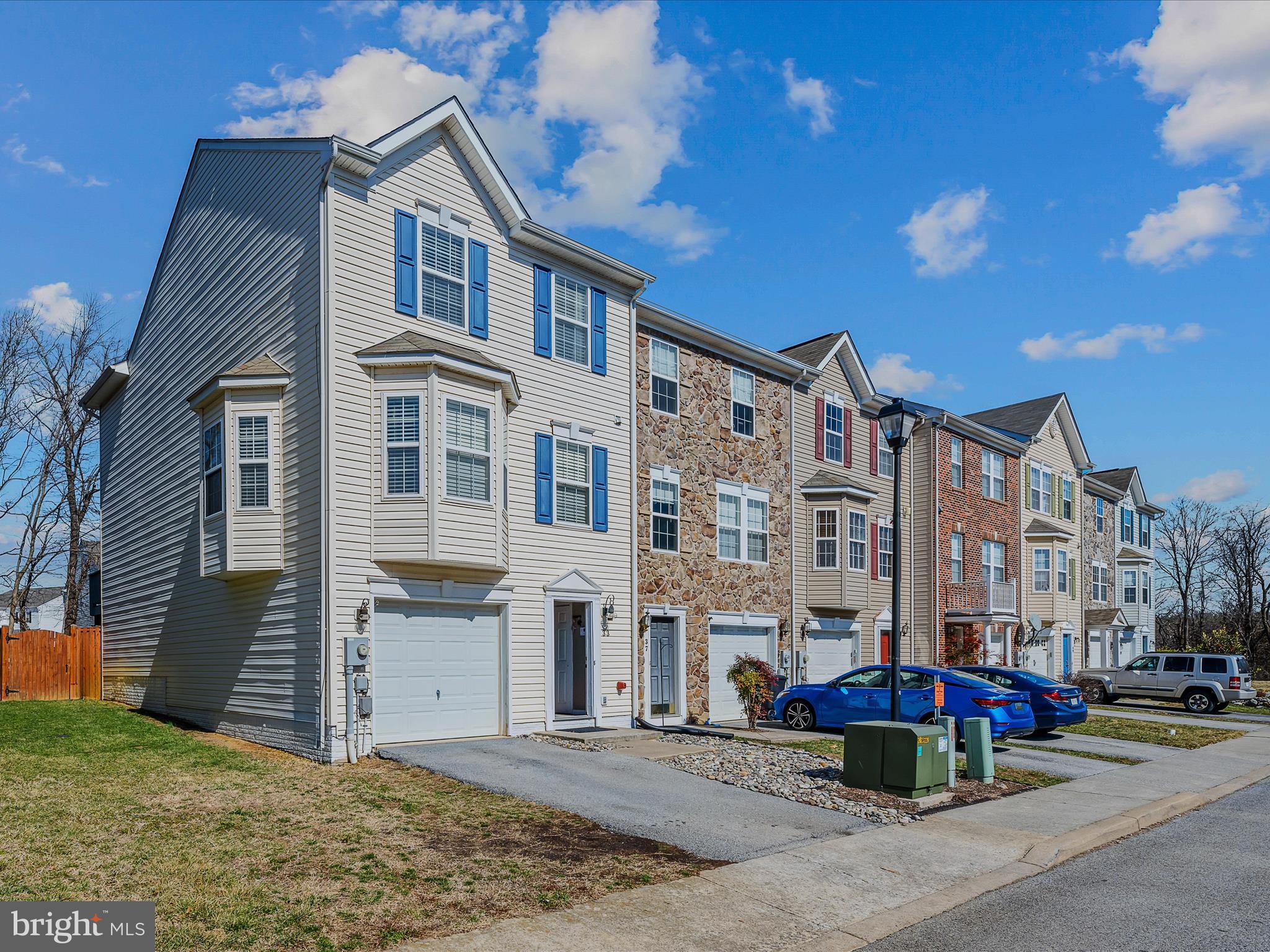 COUNTY GREEN - Residential