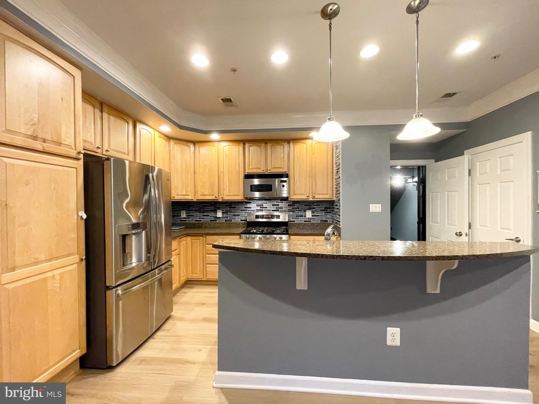 VILLAGES OF URBANA - Residential Lease