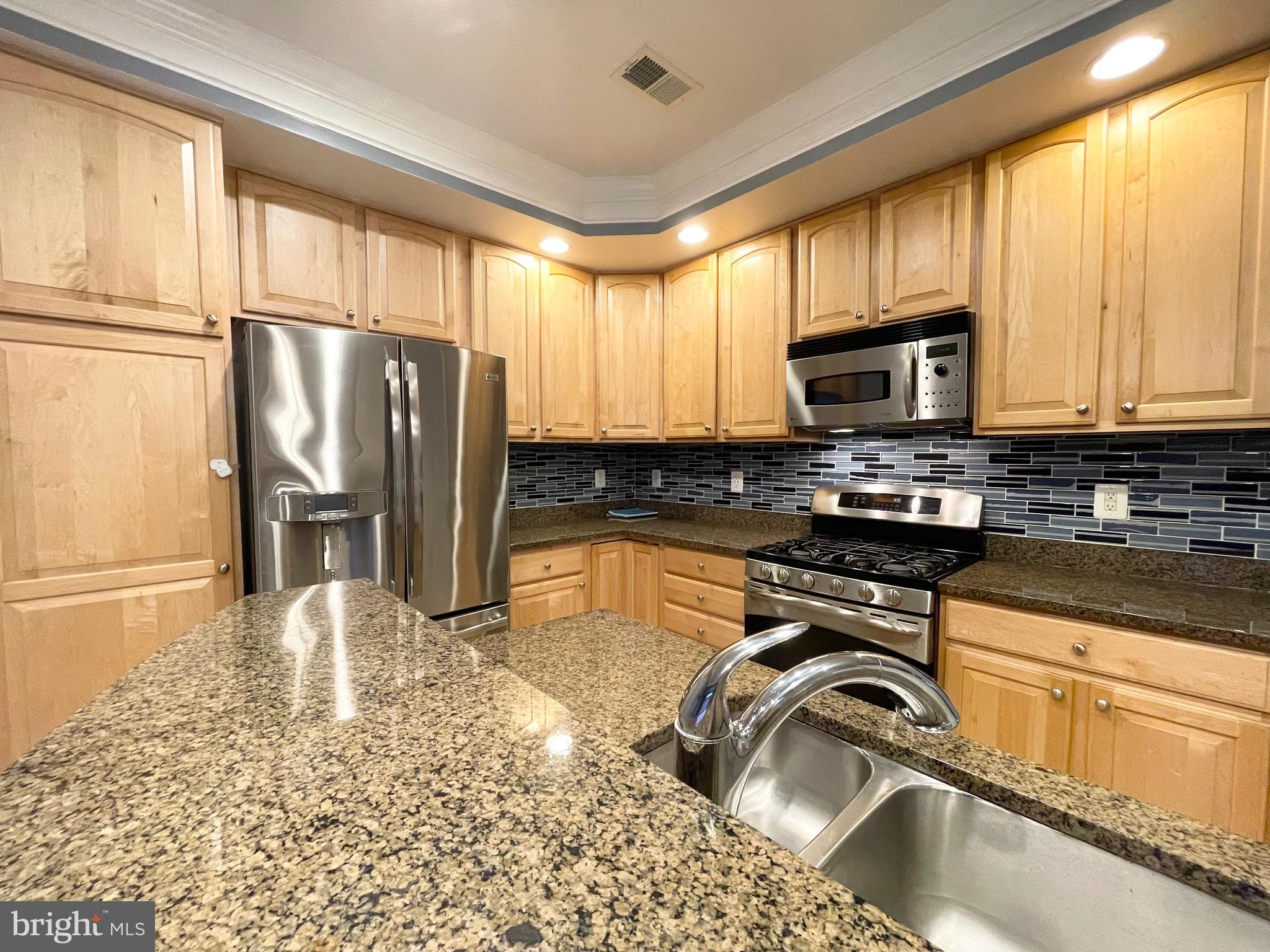 VILLAGES OF URBANA - Residential Lease