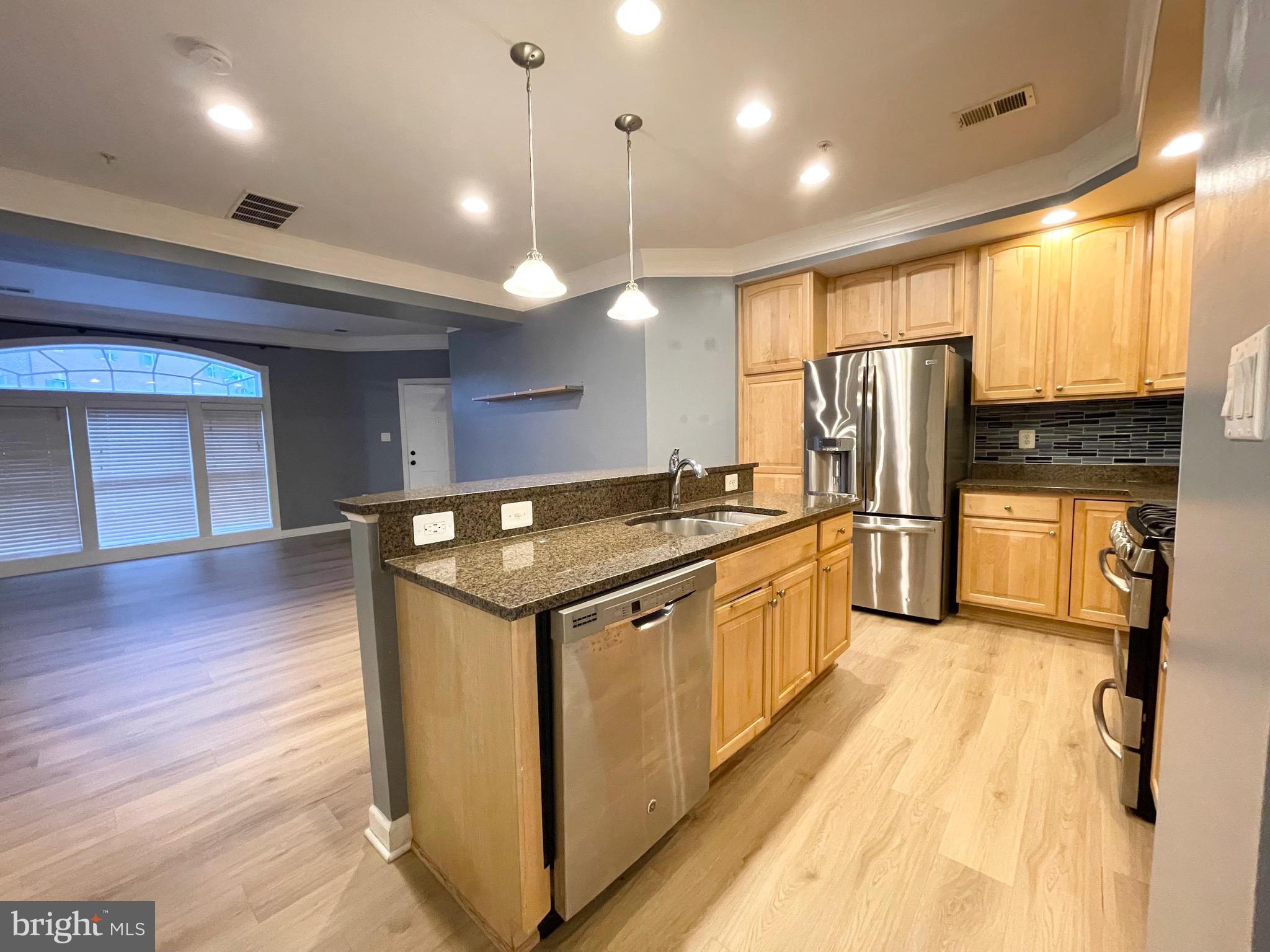 VILLAGES OF URBANA - Residential Lease