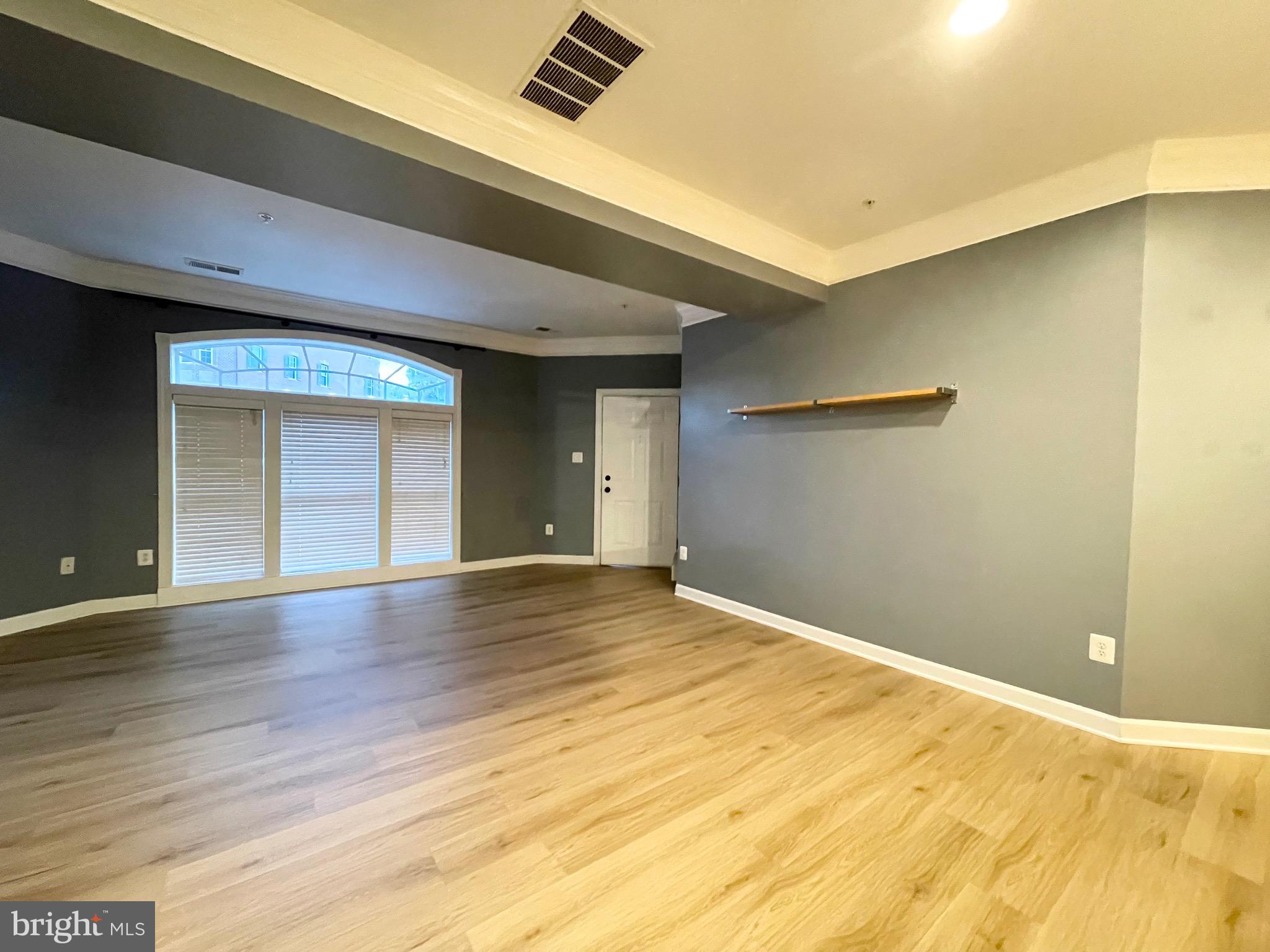 VILLAGES OF URBANA - Residential Lease