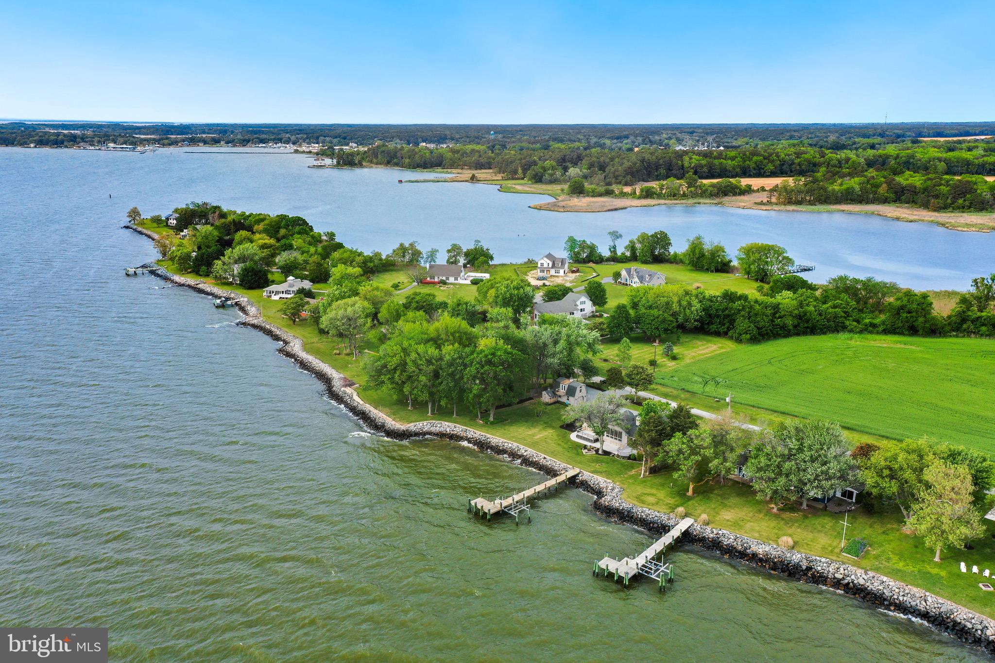 HUNTINGFIELD ESTATES - Residential