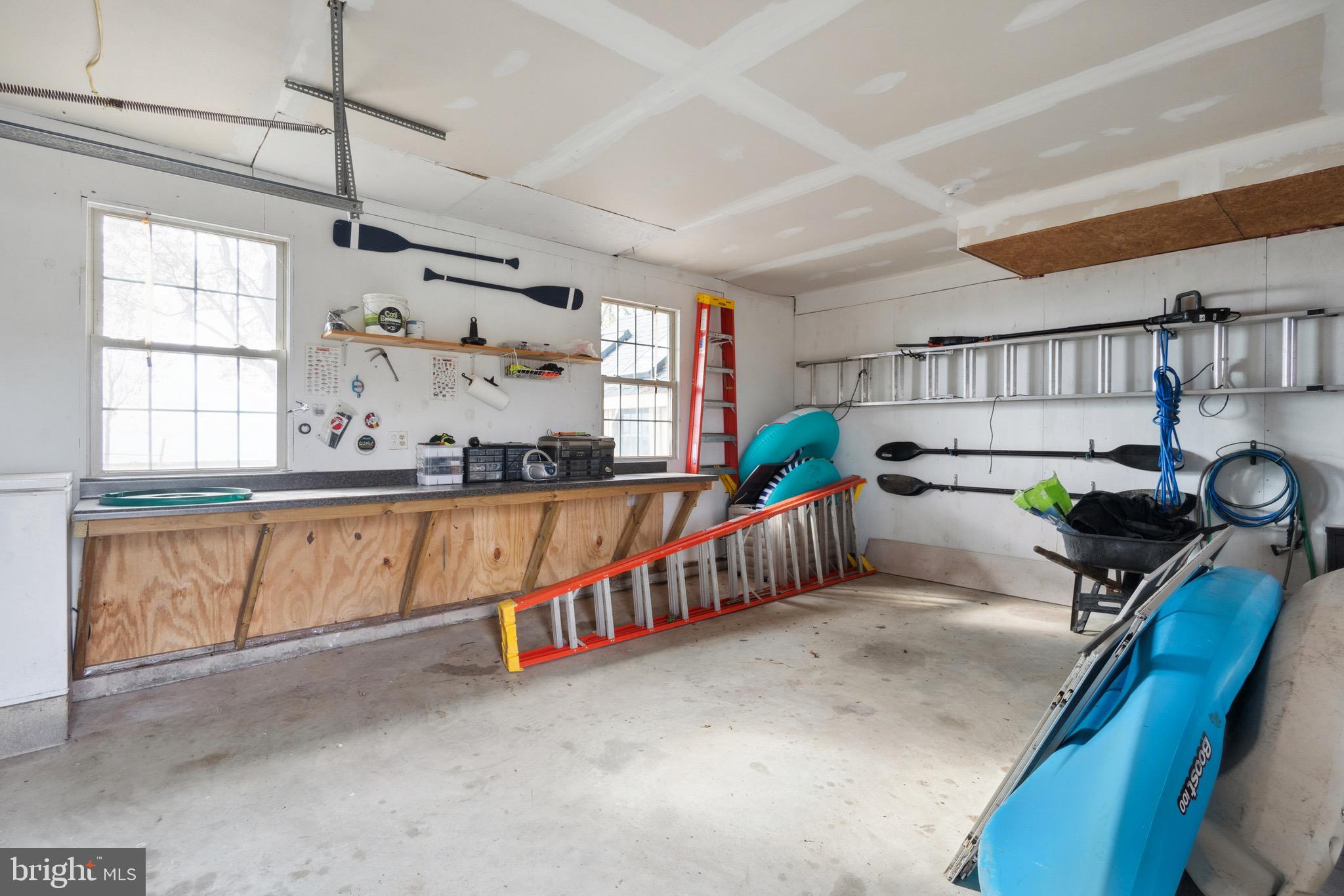 HUNTINGFIELD ESTATES - Residential