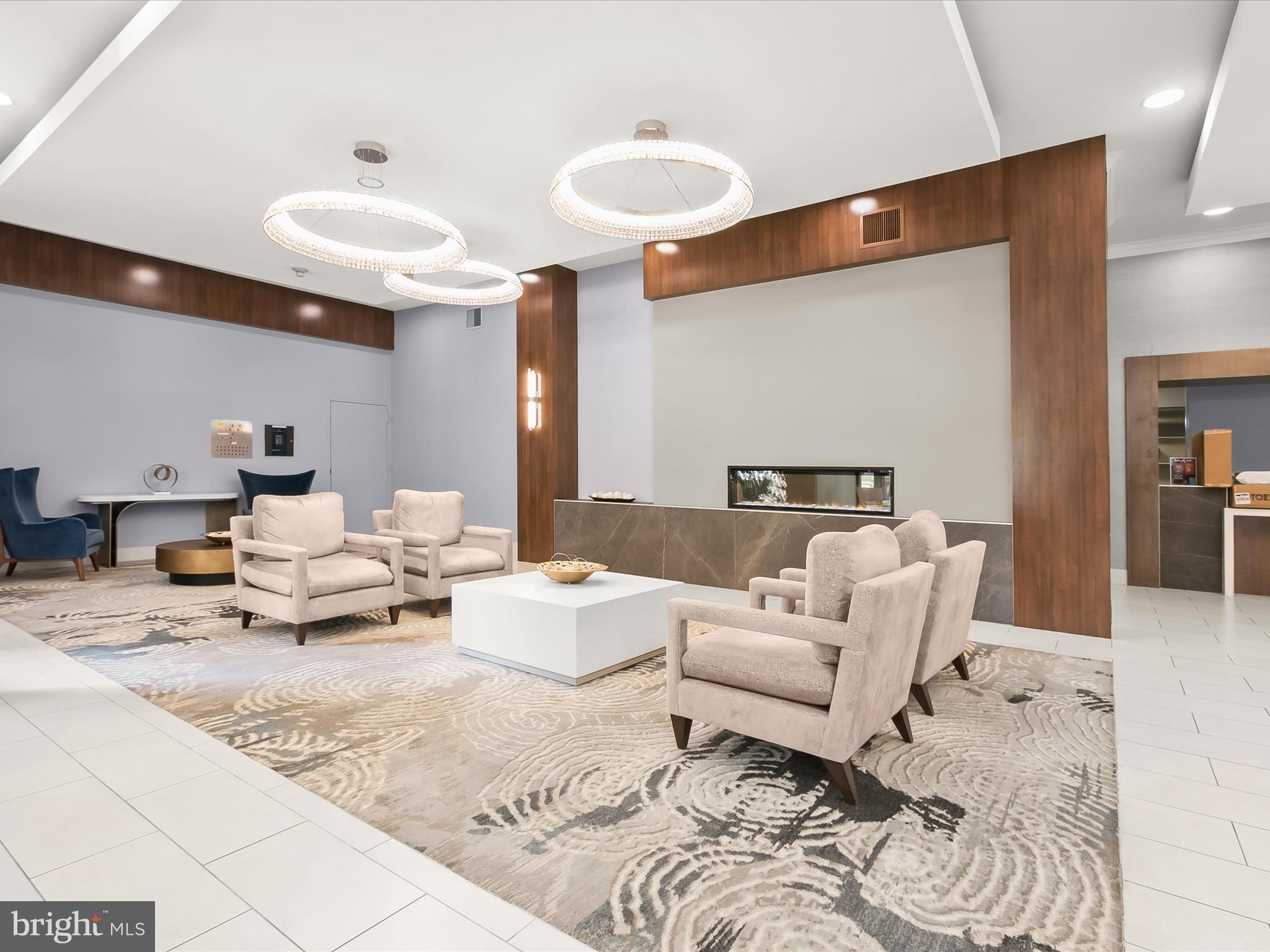 WILLOUGHBY OF CHEVY CHASE - Residential