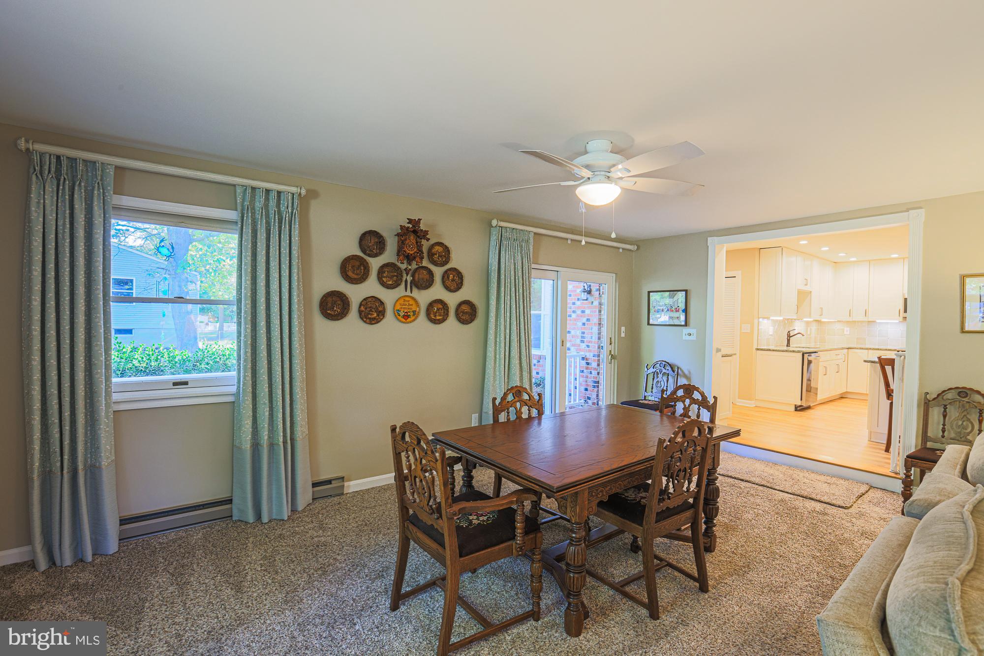 LAKE SHORE - Residential